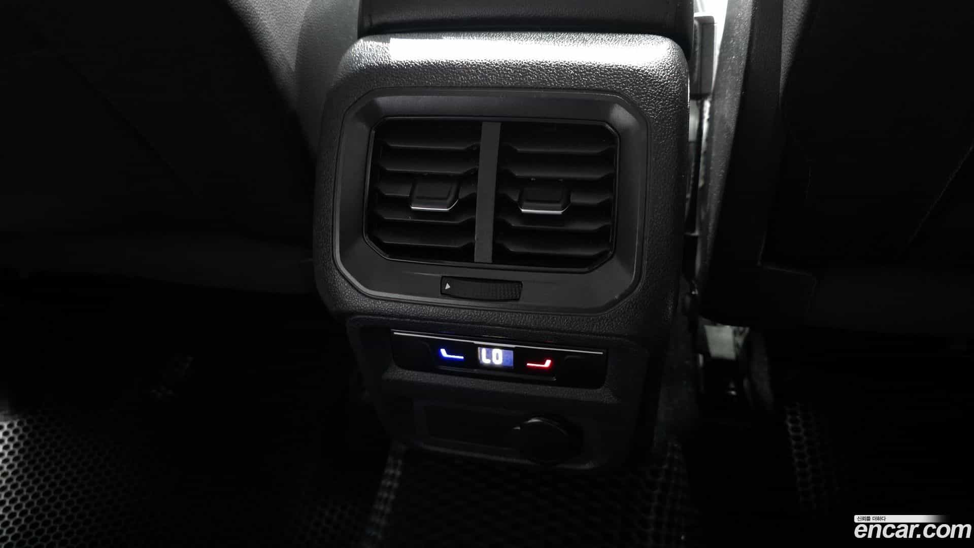 Tiguan Volkswagen 2022.3-OPTION-044