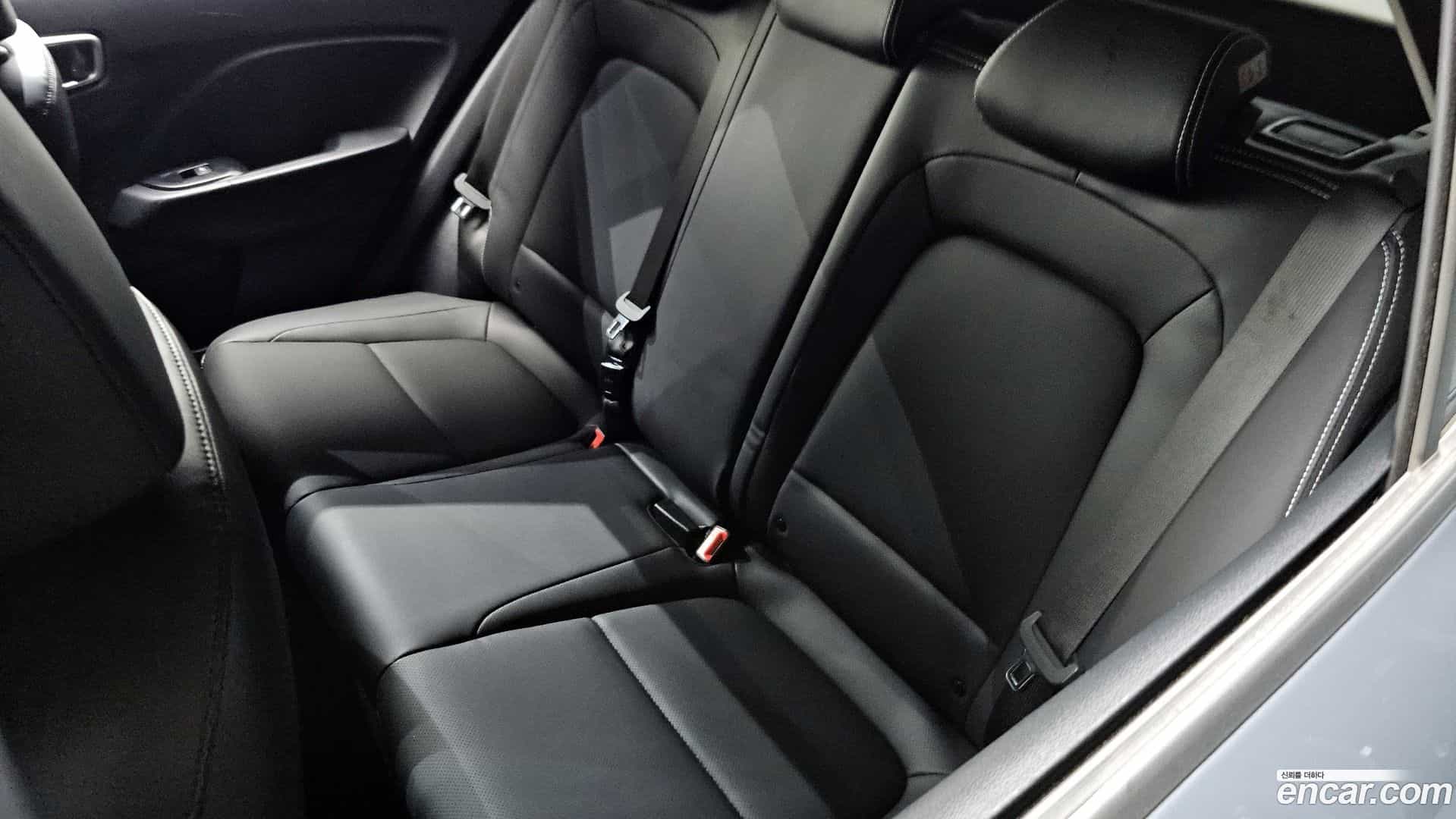 Venue Hyundai 2023.10-OPTION-021