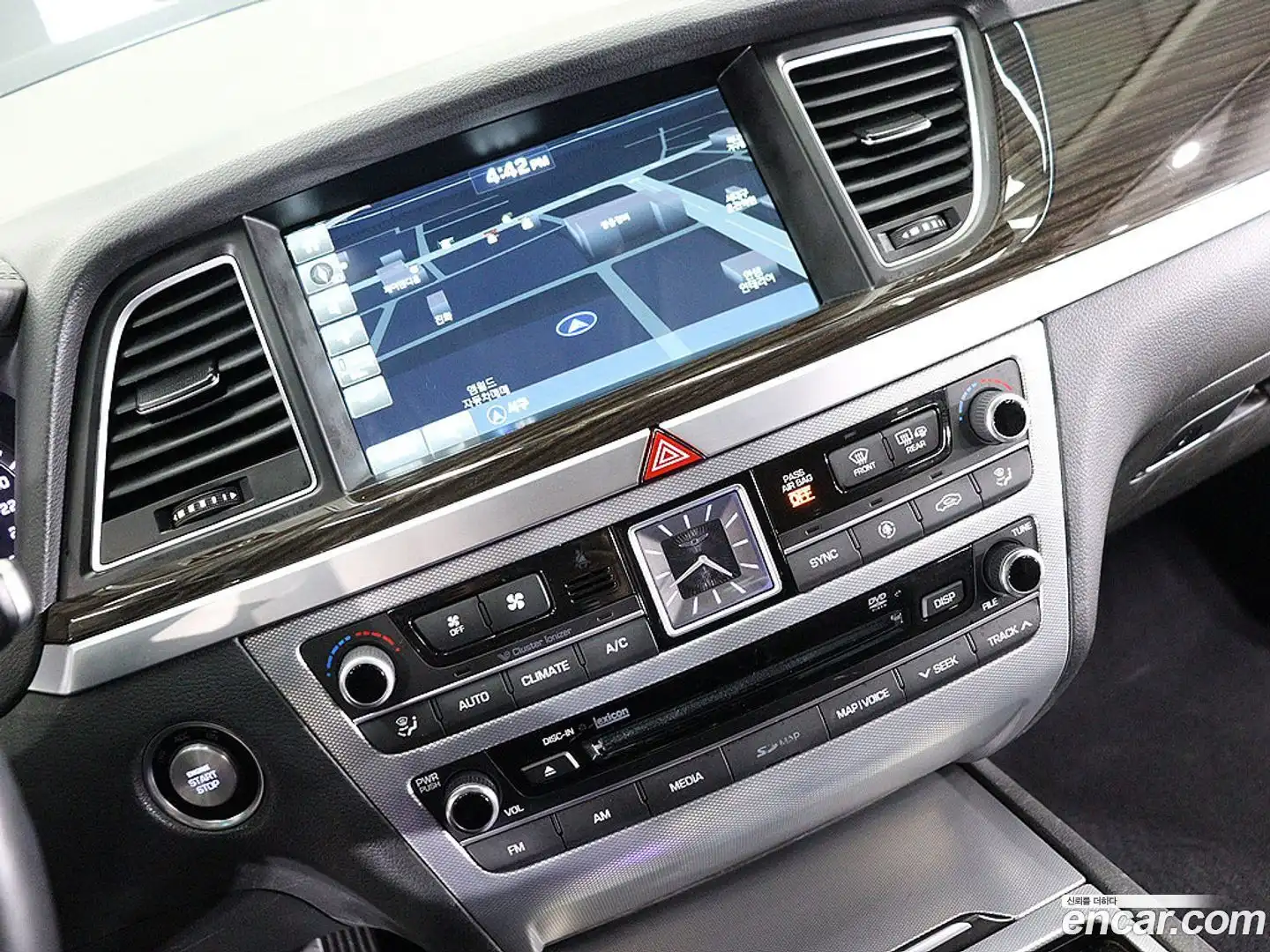 G80 Genesis 2017.11-INNER-007