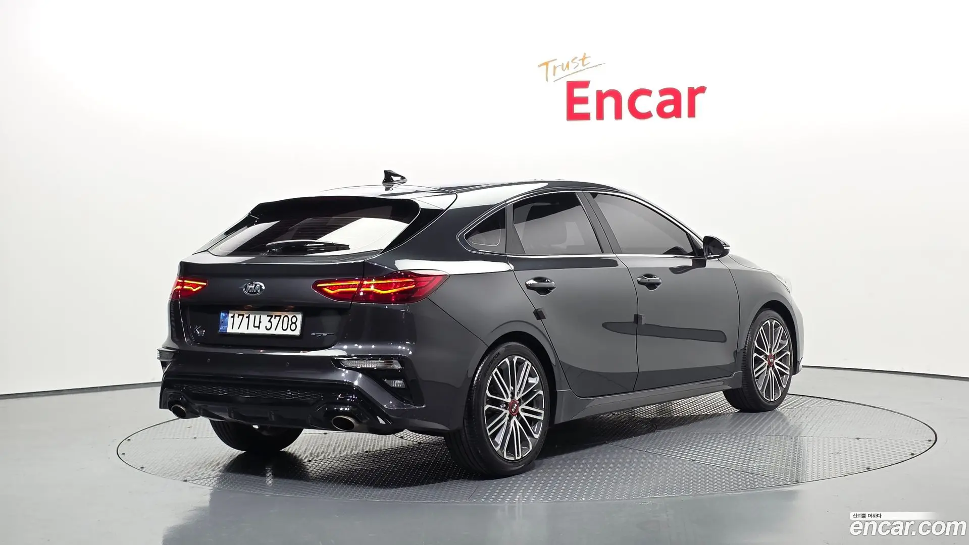 Main__Slider__Photo:K3 Kia 2021.1-1