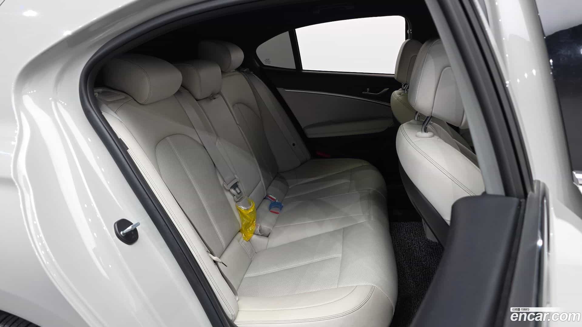 G70 Genesis 2024.1-OPTION-015