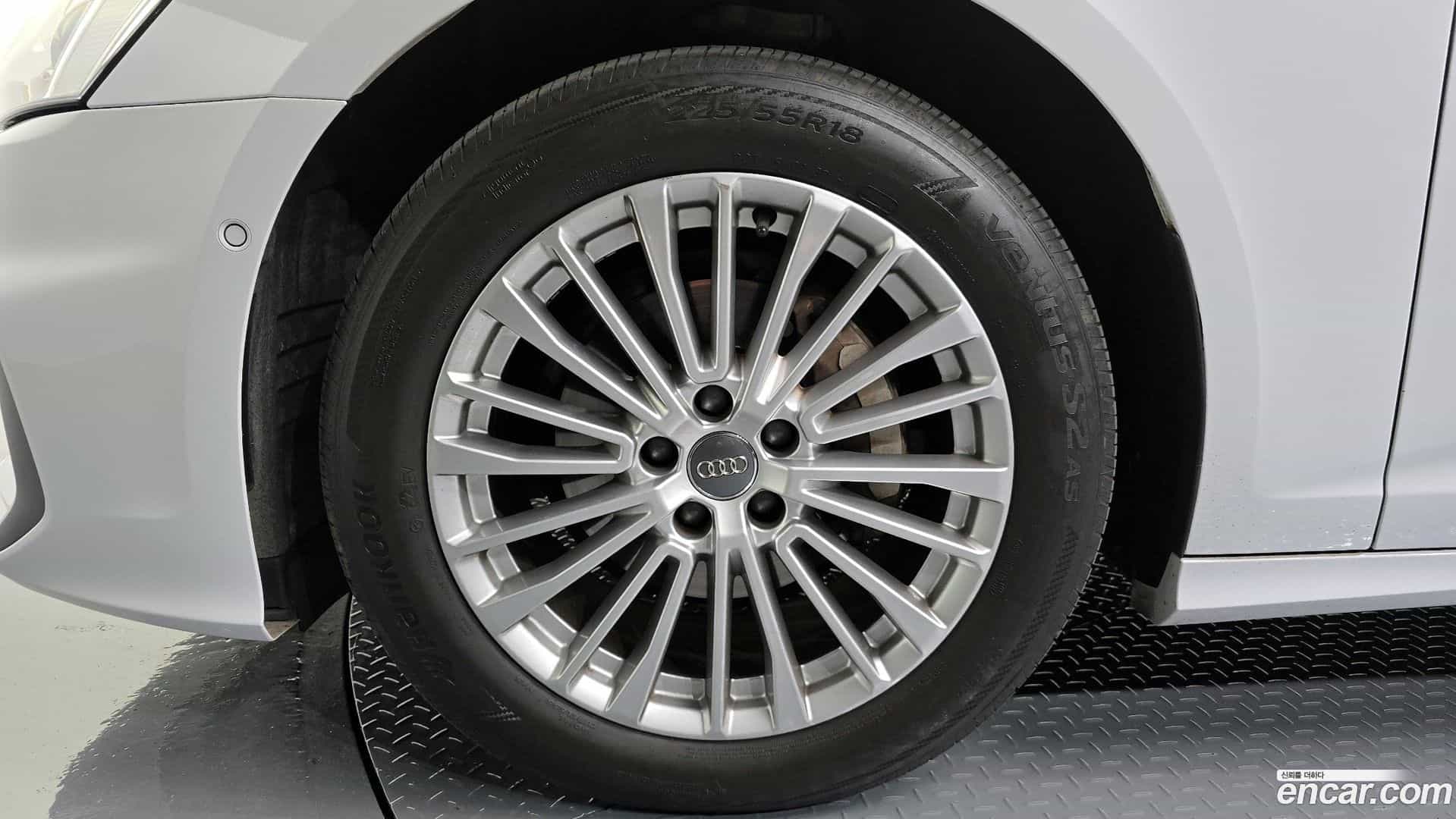 A6 Audi 2021.11-OUTER-005