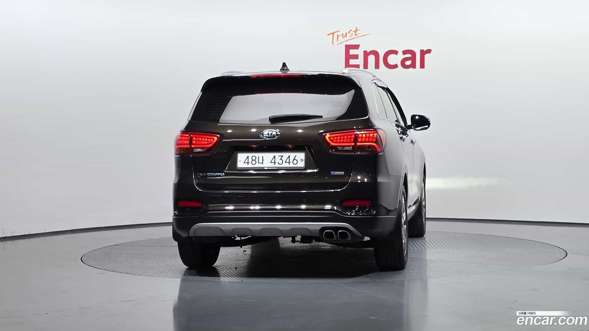 Sorento Kia 2019.1-OUTER-004