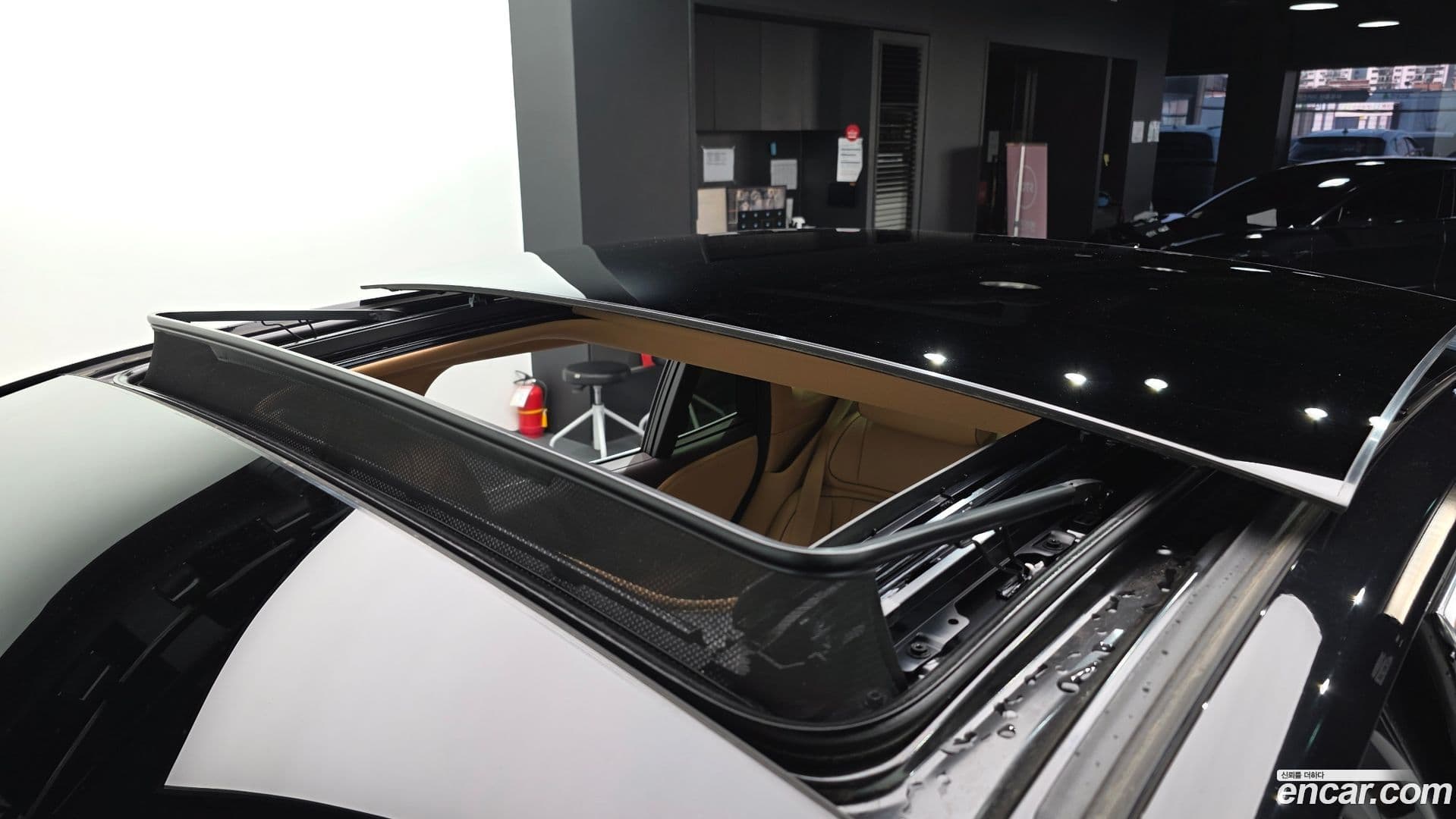 Main__Slider__Photo:G90 Genesis 2024.8-18