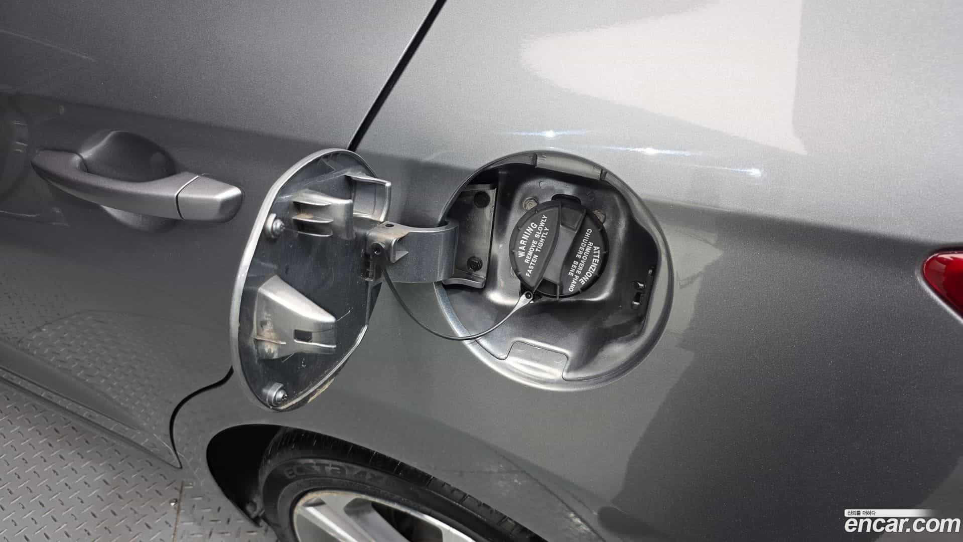 AVANTE Hyundai 2016.8-OPTION-040