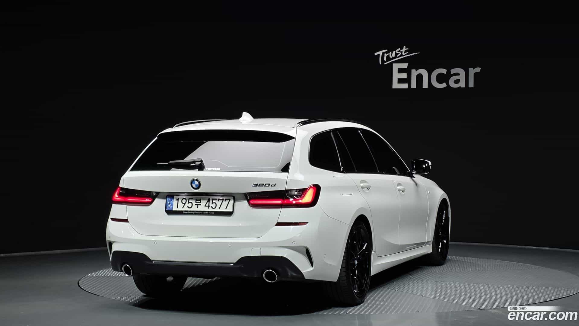 3-Series BMW 2022.9-OUTER-002