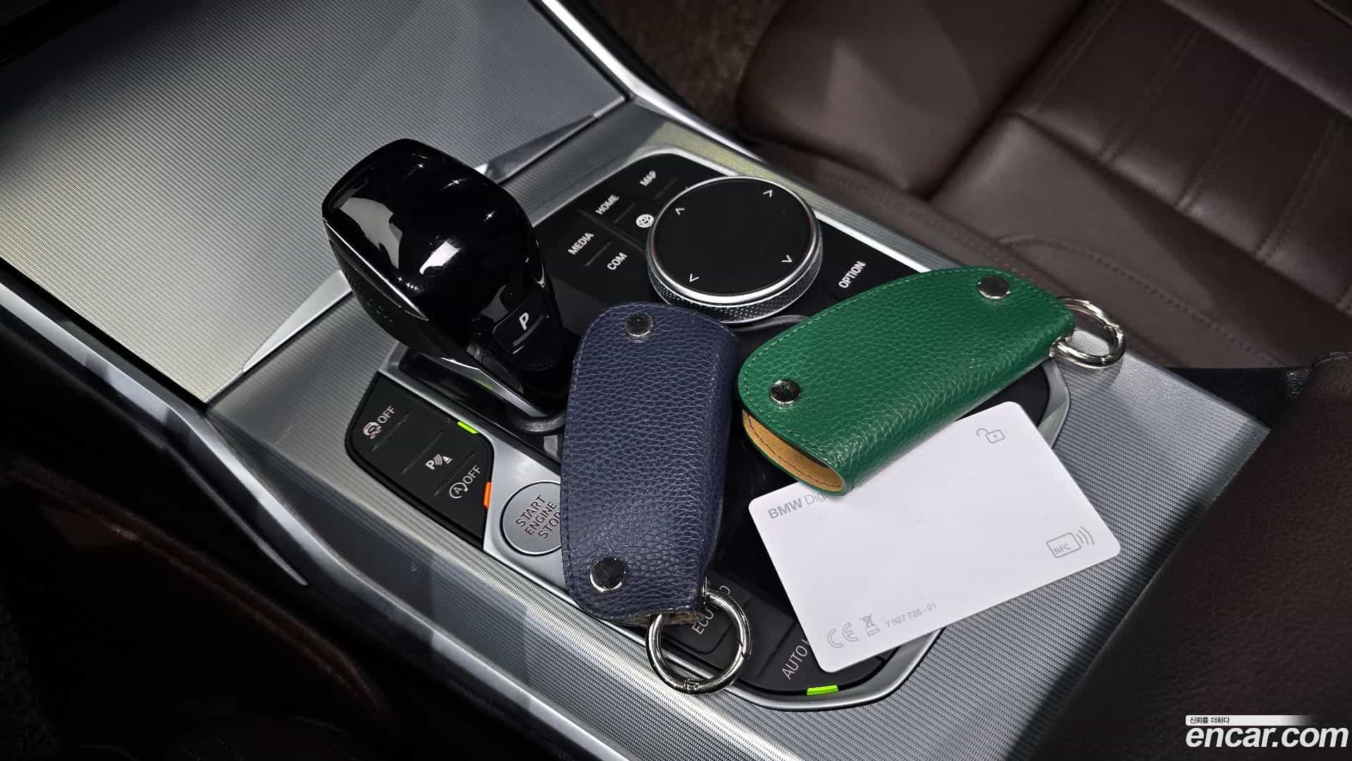 3-Series BMW 2022.9-INNER-009