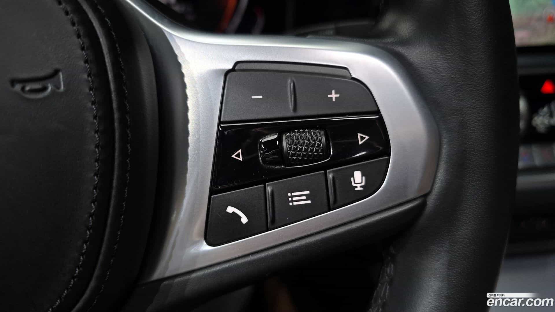 3-Series BMW 2022.9-OPTION-040
