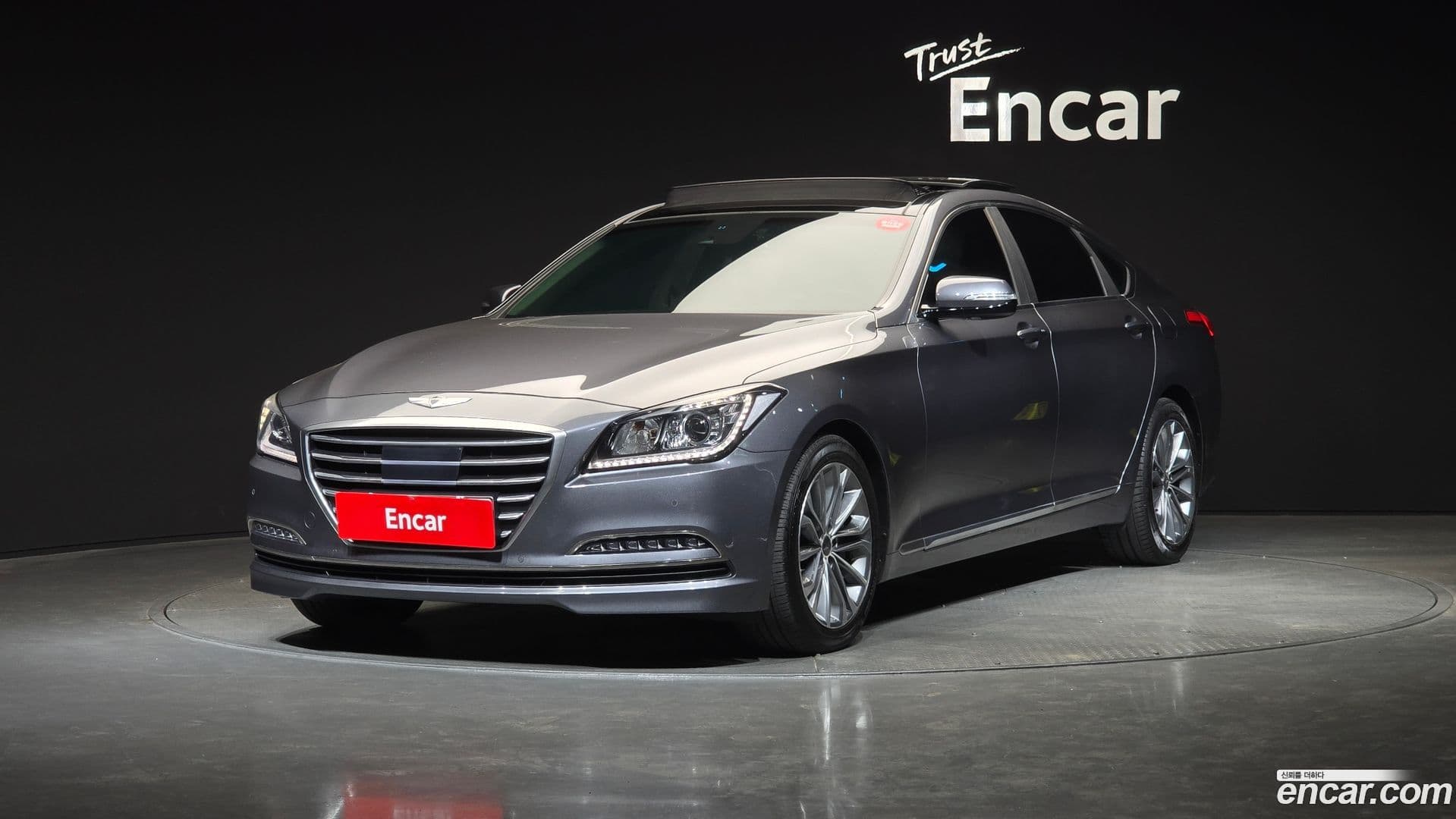 Main__Slider__Photo:Genesis Hyundai 2014.1-0
