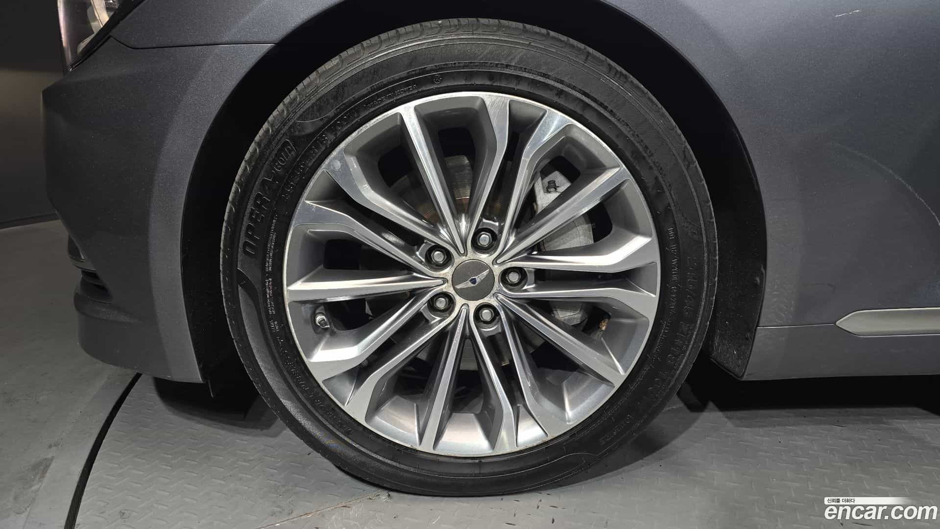 Genesis Hyundai 2014.1-OUTER-005