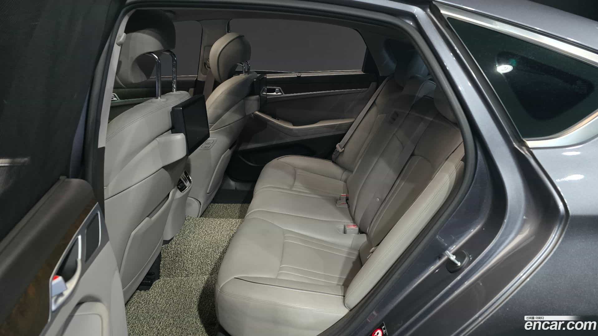 Genesis Hyundai 2014.1-OPTION-015