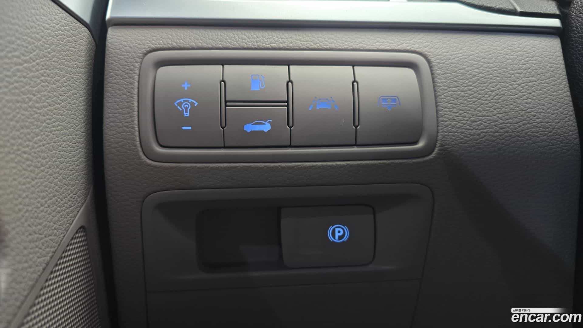 Genesis Hyundai 2014.1-OPTION-021