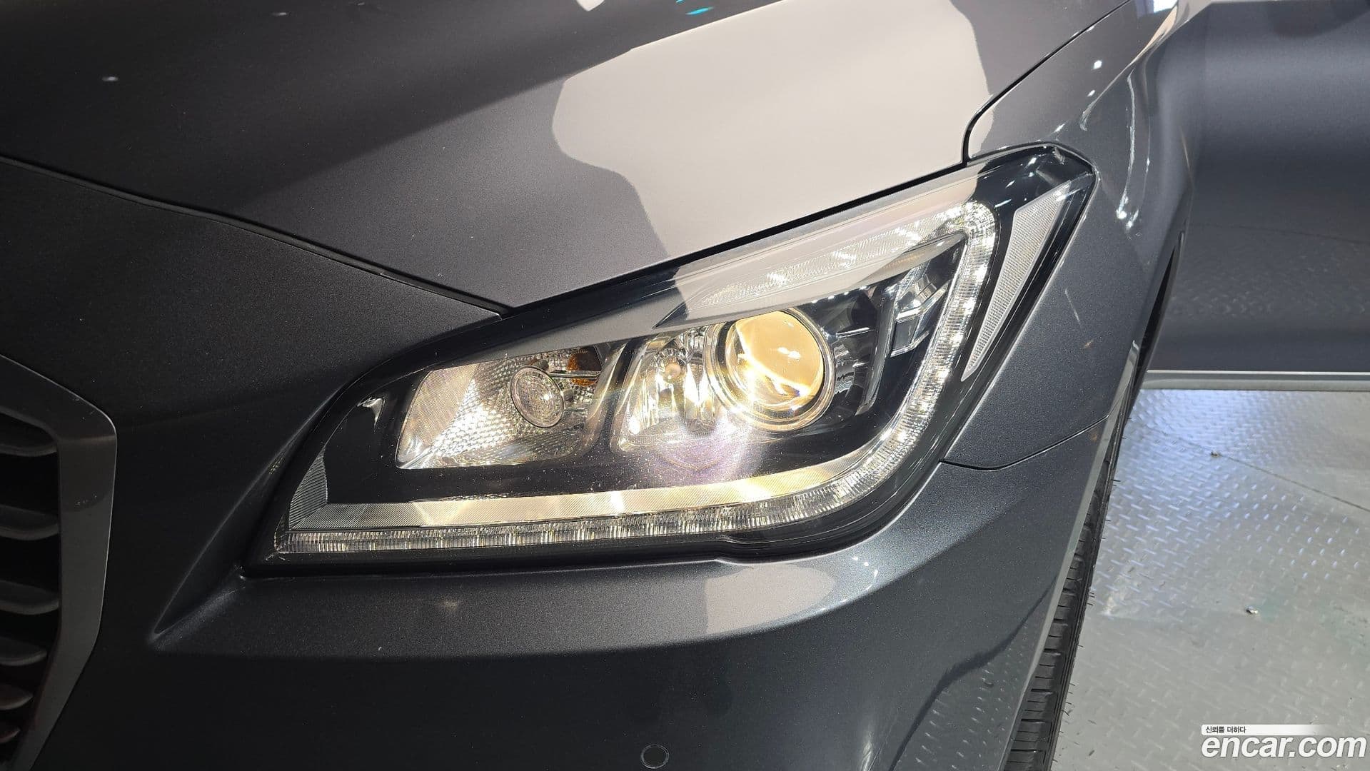 Main__Slider__Photo:Genesis Hyundai 2014.1-21