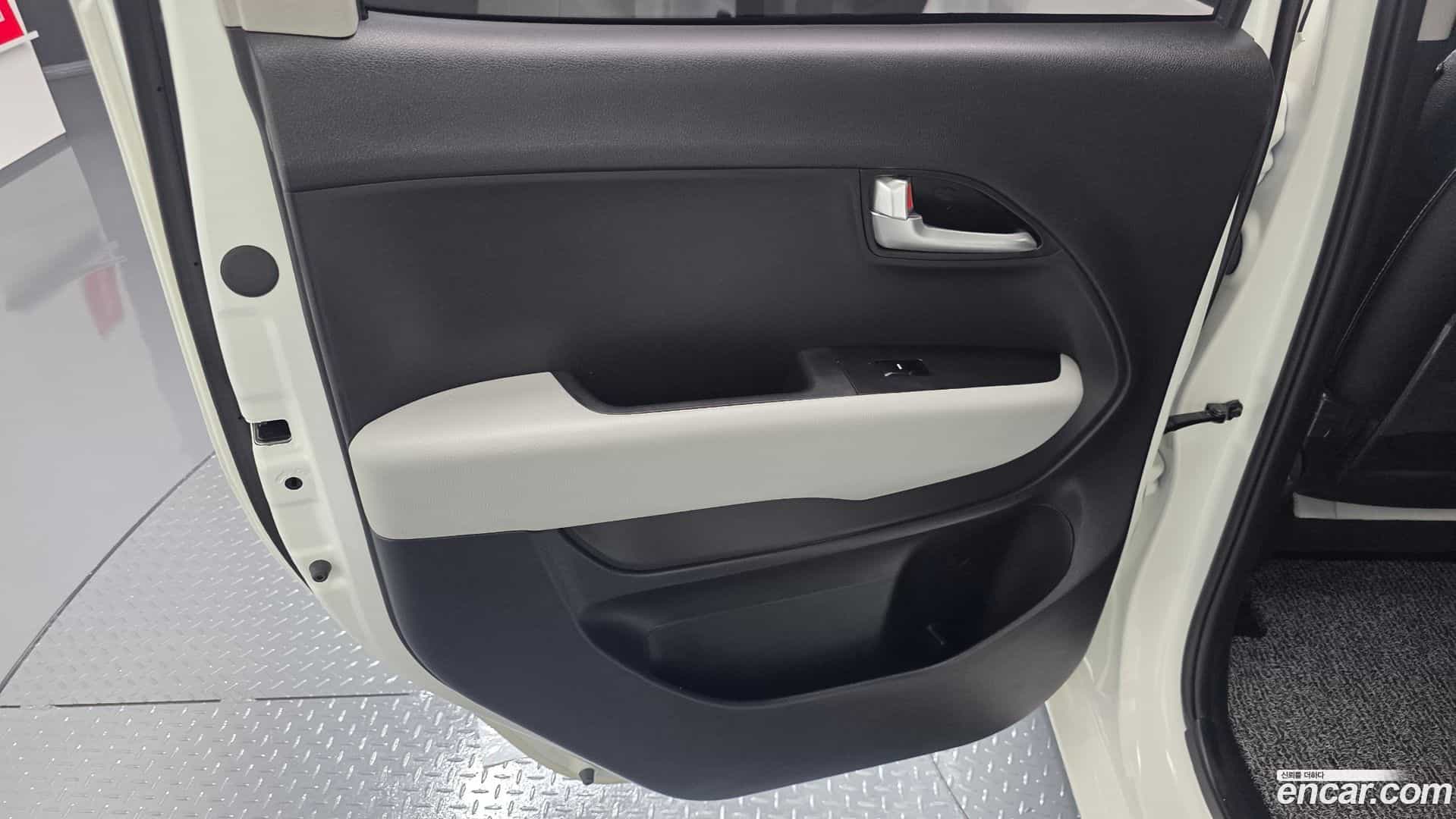 RAY Kia 2025.3-INNER-035