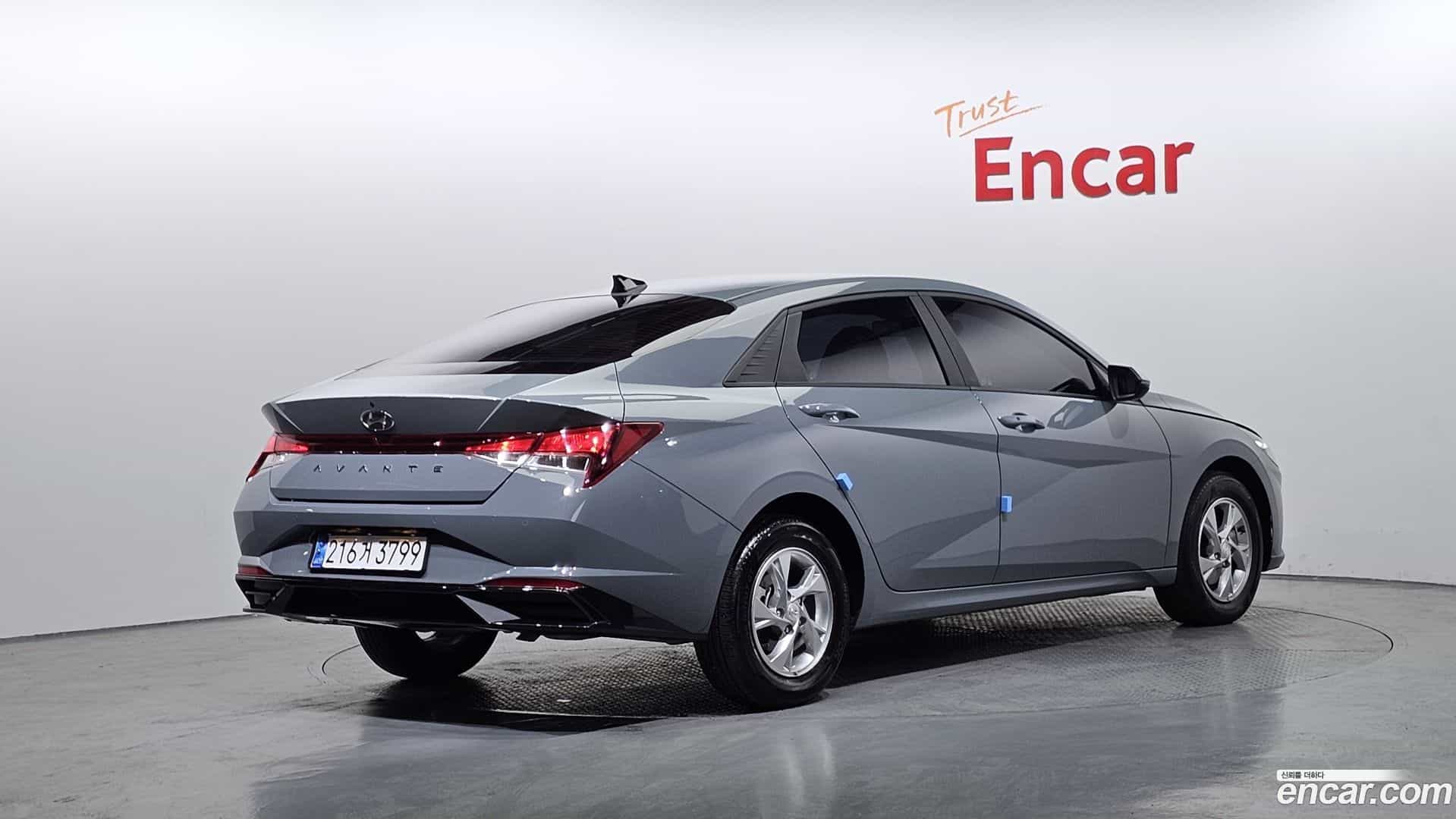 AVANTE Hyundai 2022.9-OUTER-002