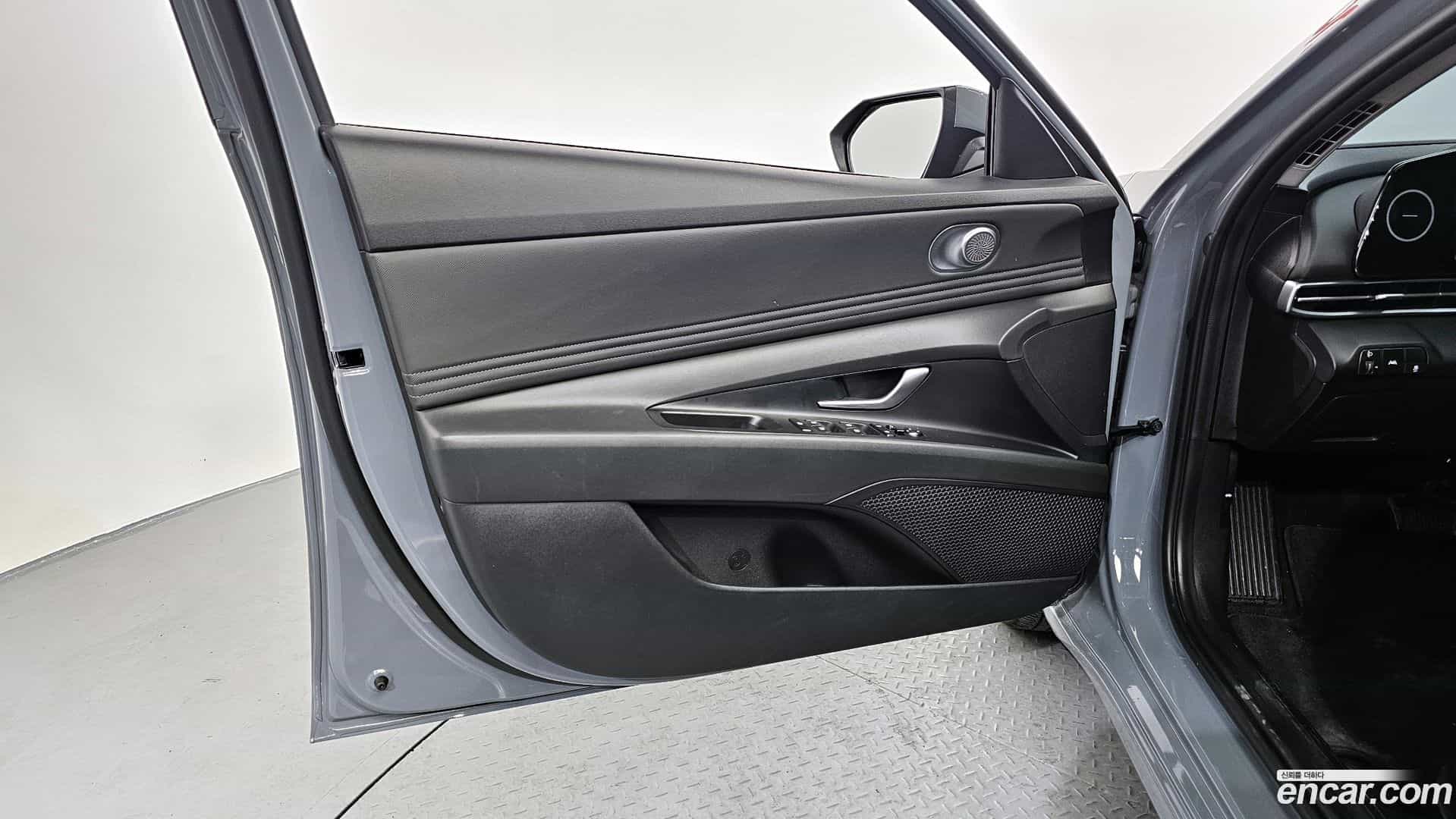 AVANTE Hyundai 2022.9-INNER-034