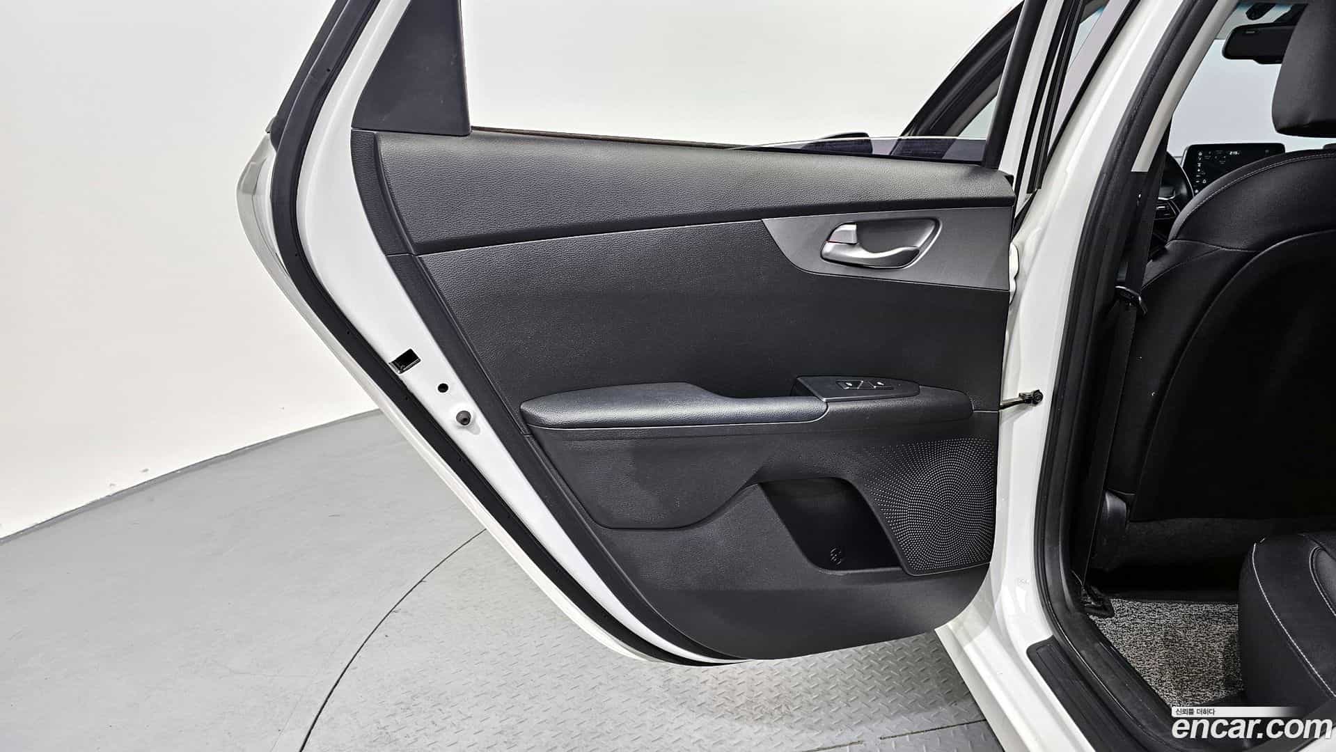 K3 Kia 2020.10-INNER-035
