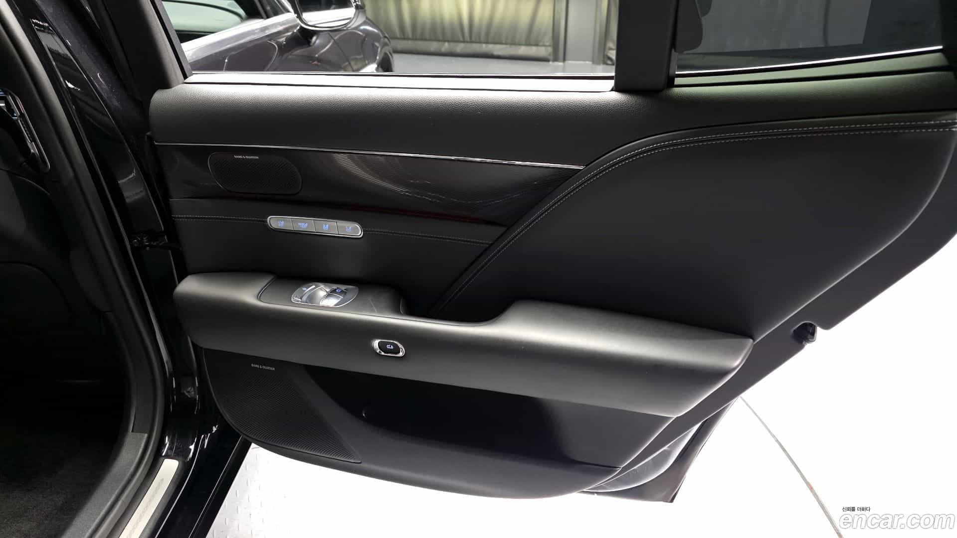 G90 Genesis 2022.6-INNER-035