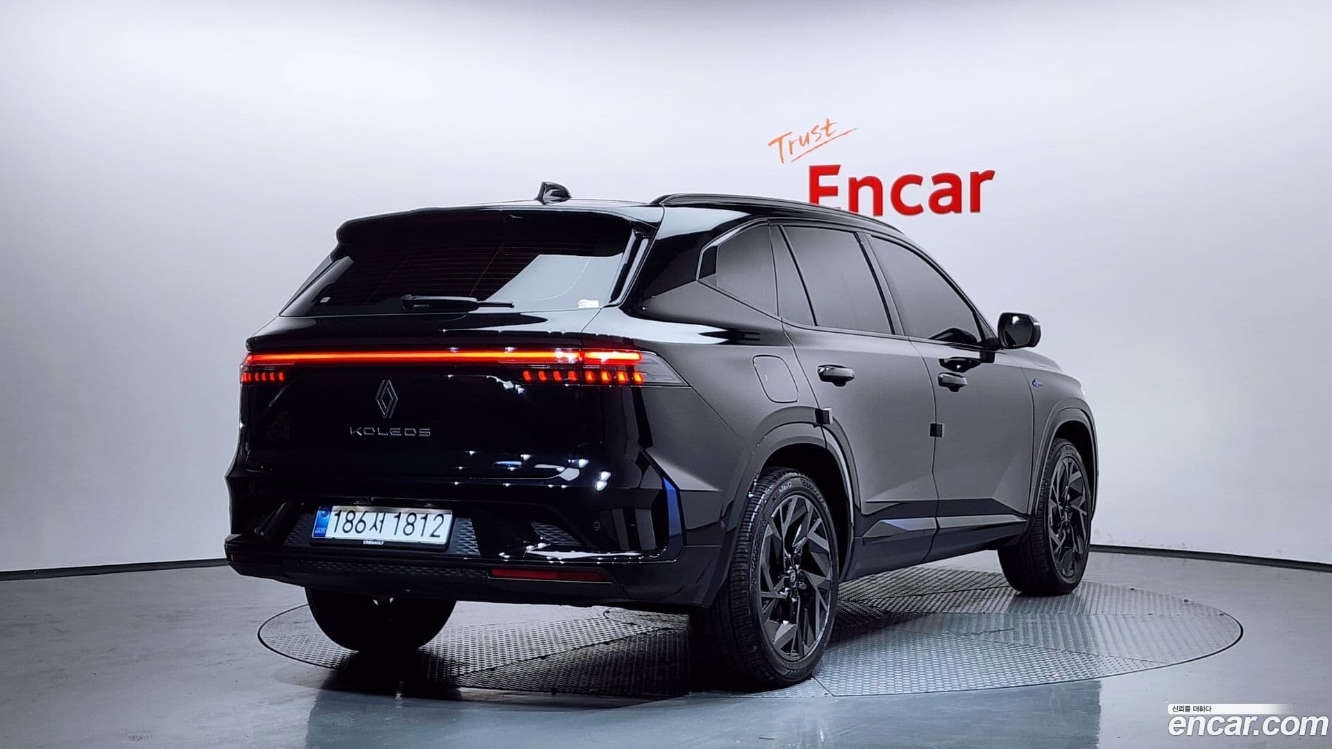 Main__Slider__Photo:Grand Koleos Renault Korea 2025.2-1