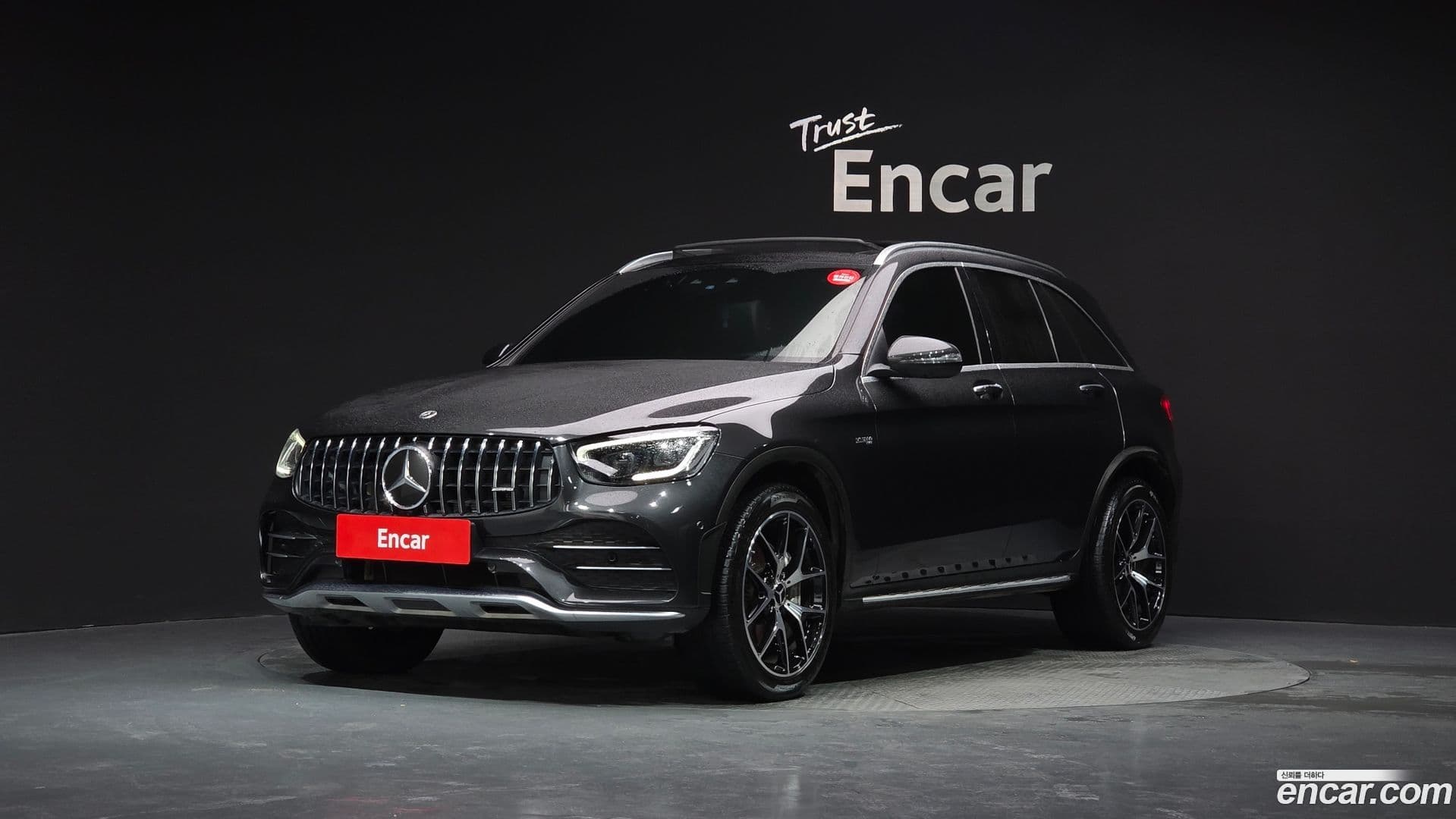 Main__Slider__Photo:GLC-Class Mercedes-Benz 2021.5-0