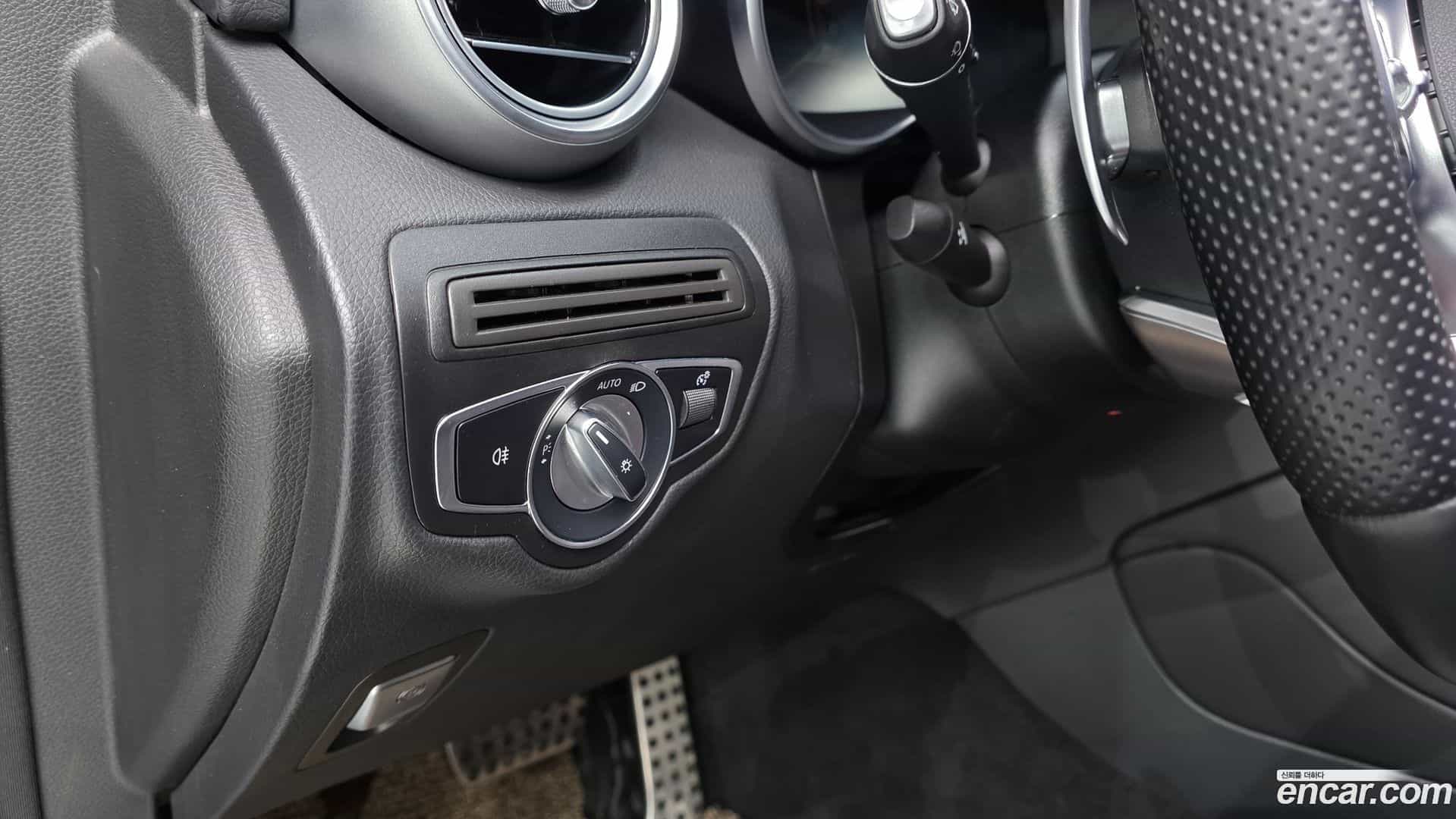GLC-Class Mercedes-Benz 2021.5-OPTION-045