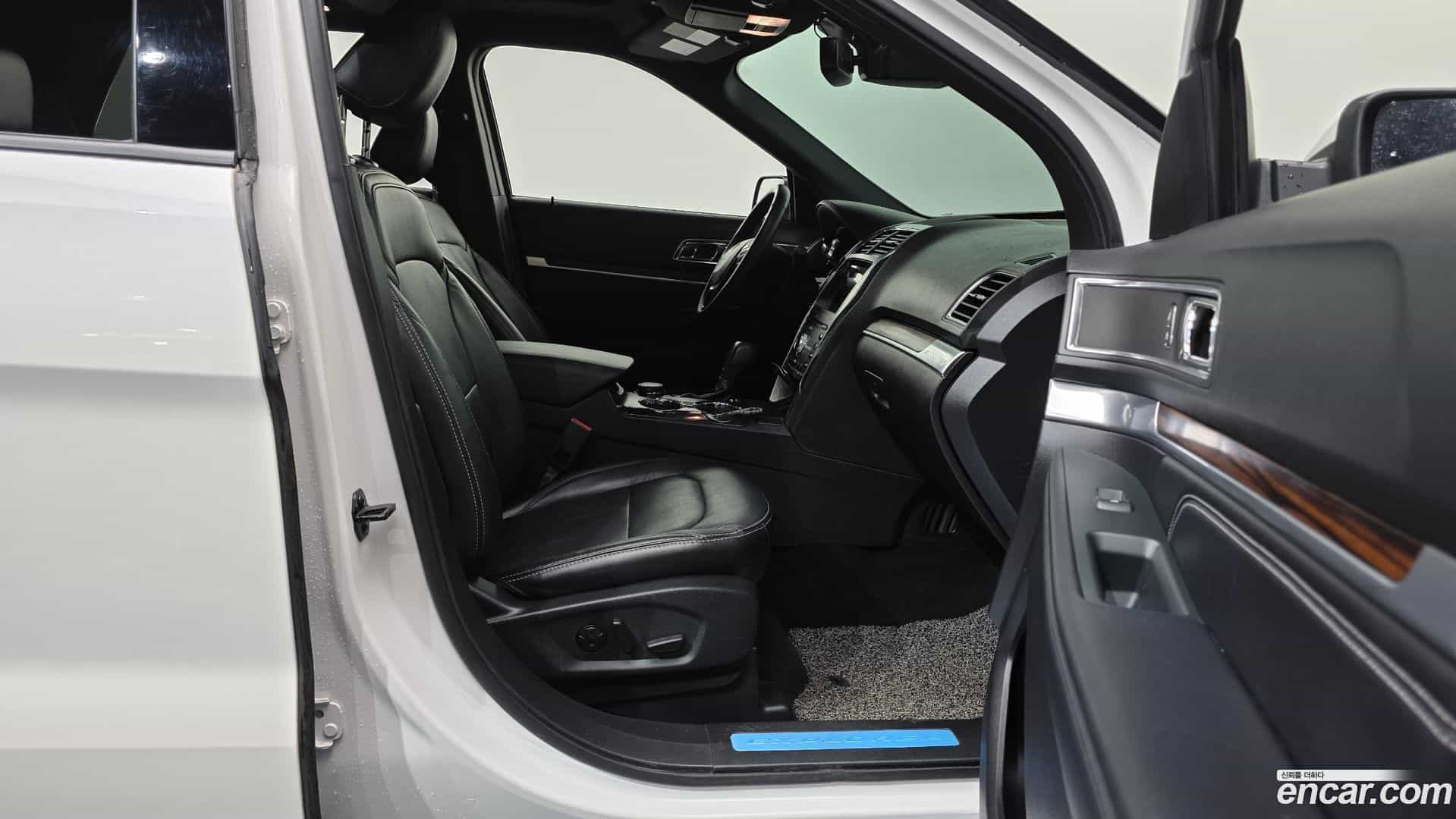 Explorer Ford 2019.6-OPTION-015