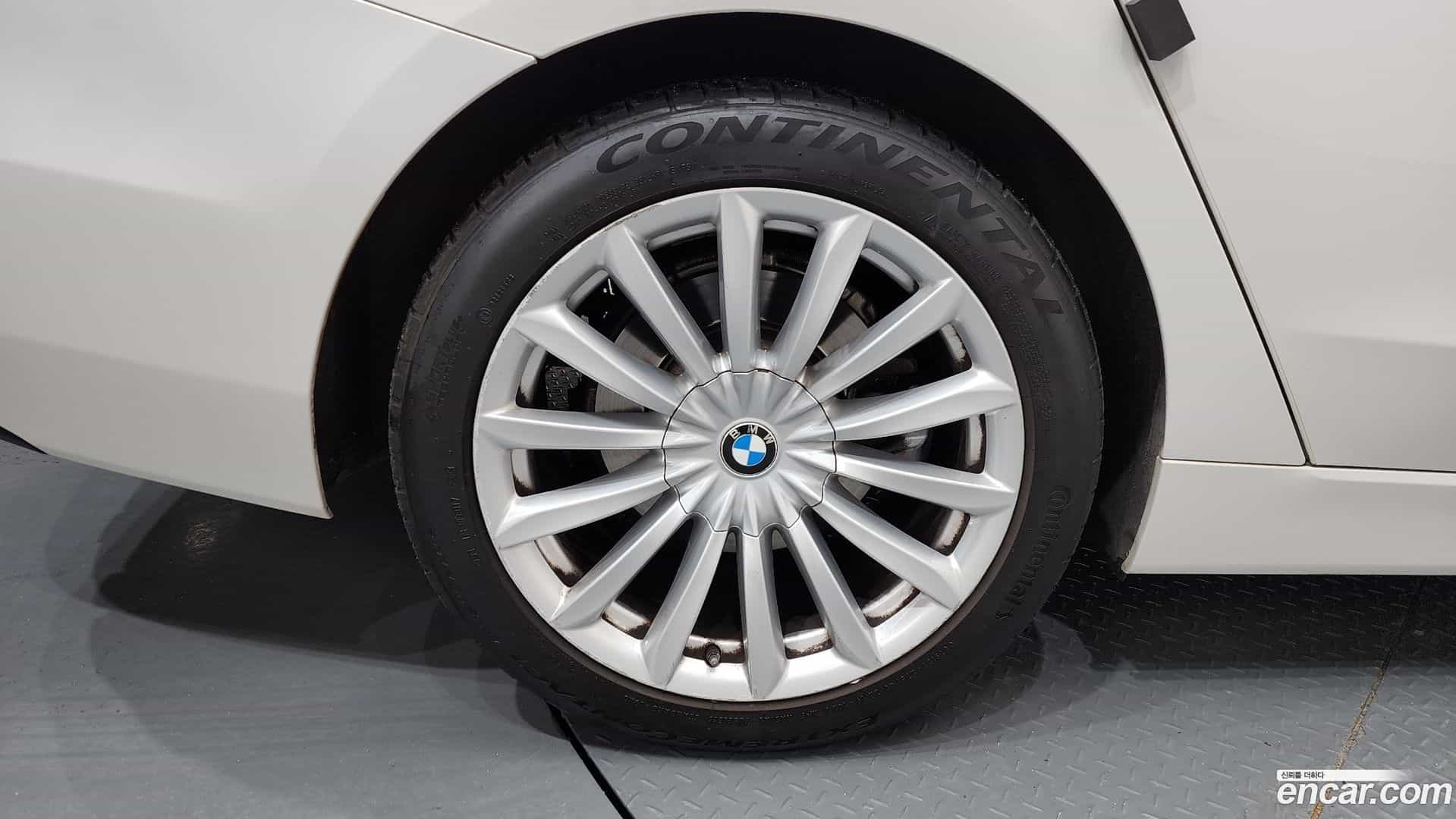Gran Turismo BMW 2019.10-OUTER-005