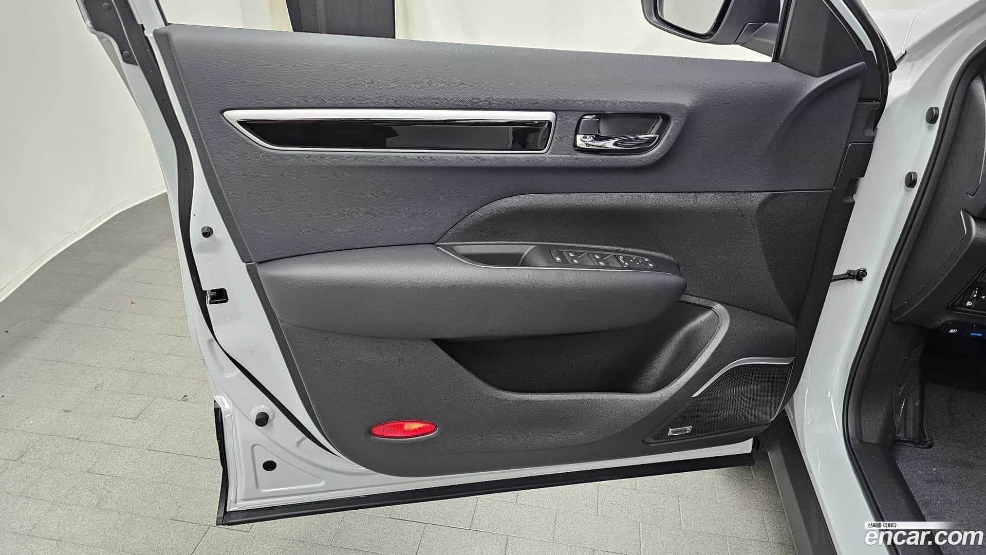 QM6 Renault Korea 2025.10-INNER-034