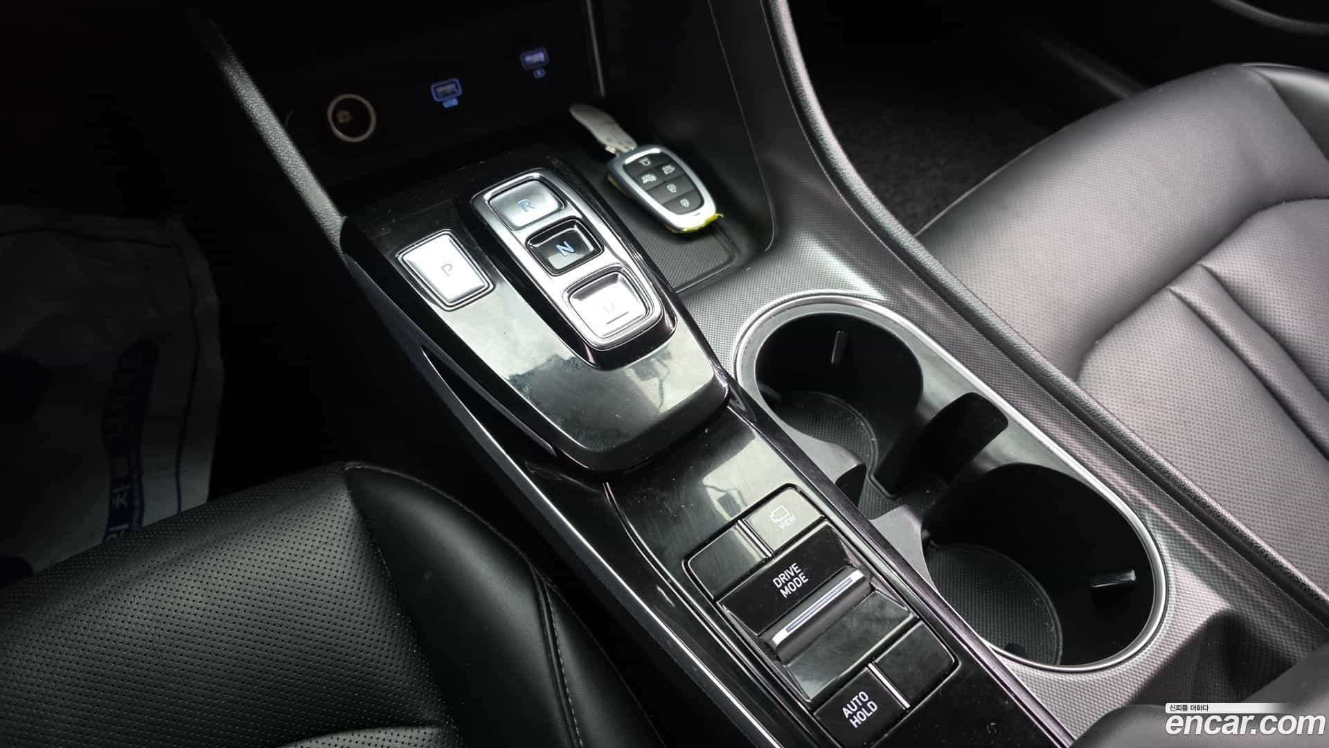 Sonata Hyundai 2022.1-INNER-009