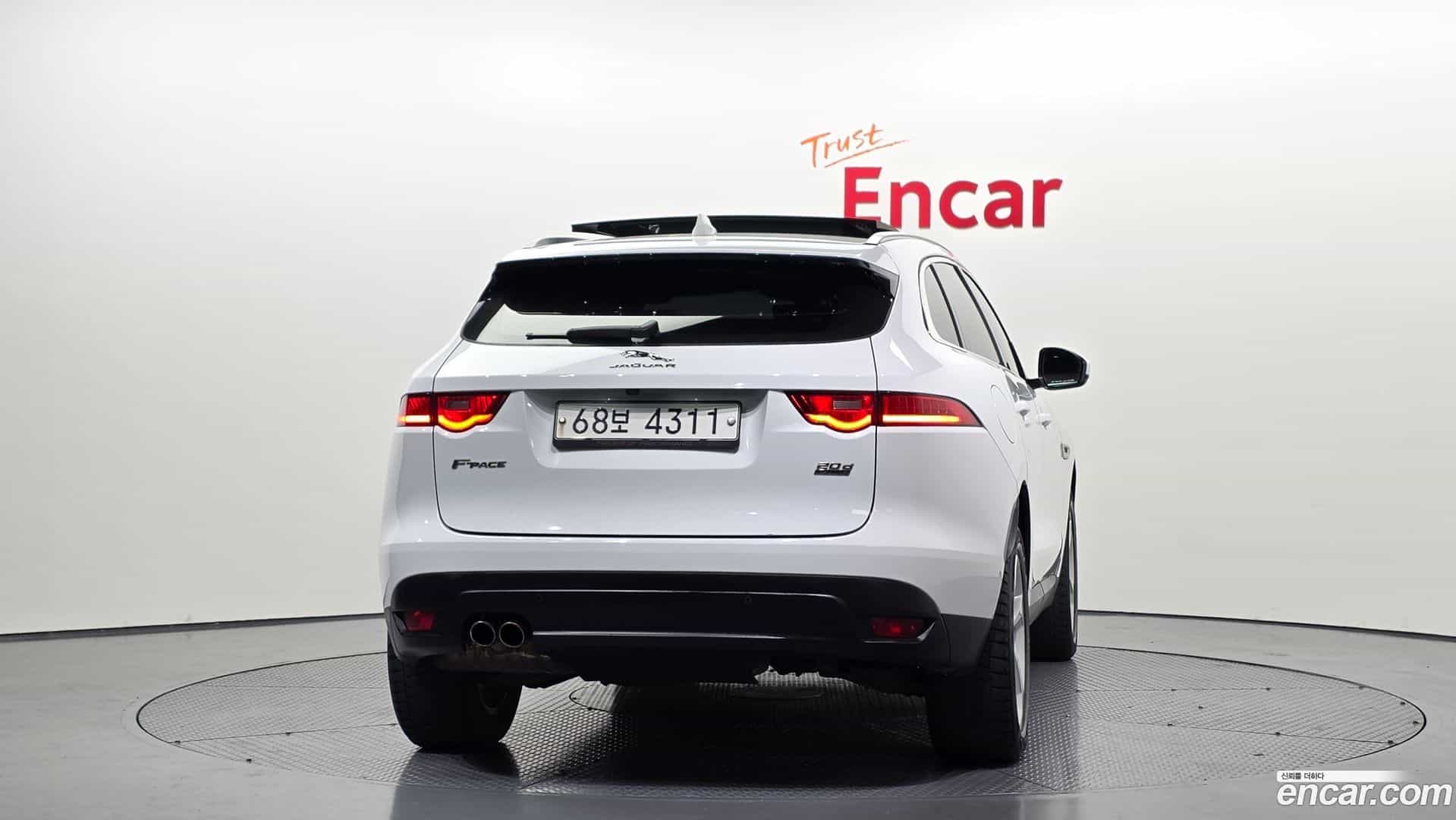 F-PACE Jaguar 2019.2-OUTER-004