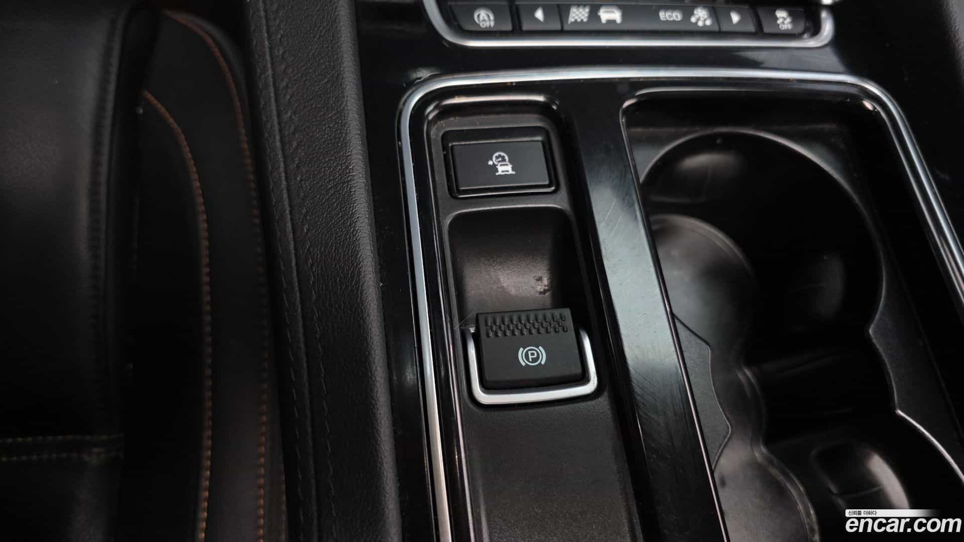 F-PACE Jaguar 2019.2-OPTION-041