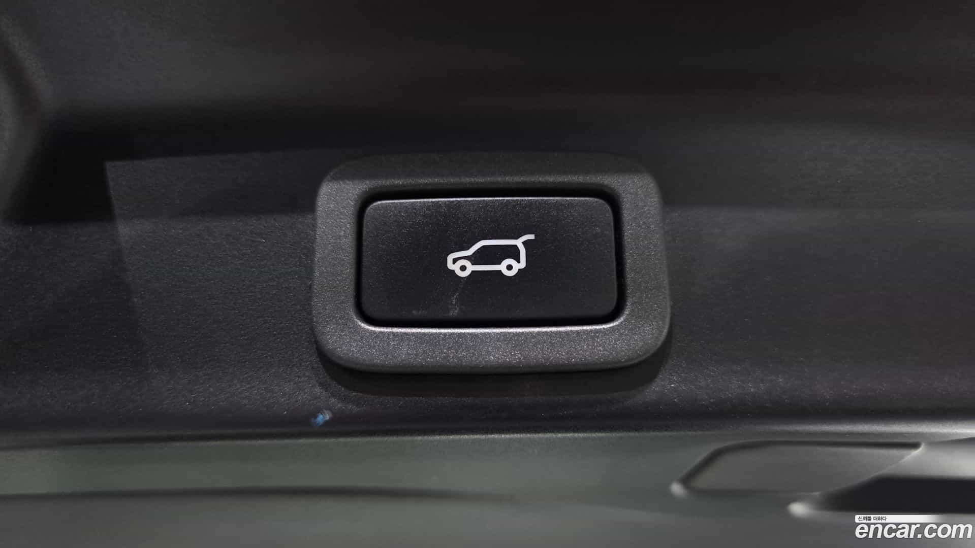 F-PACE Jaguar 2019.2-OPTION-043