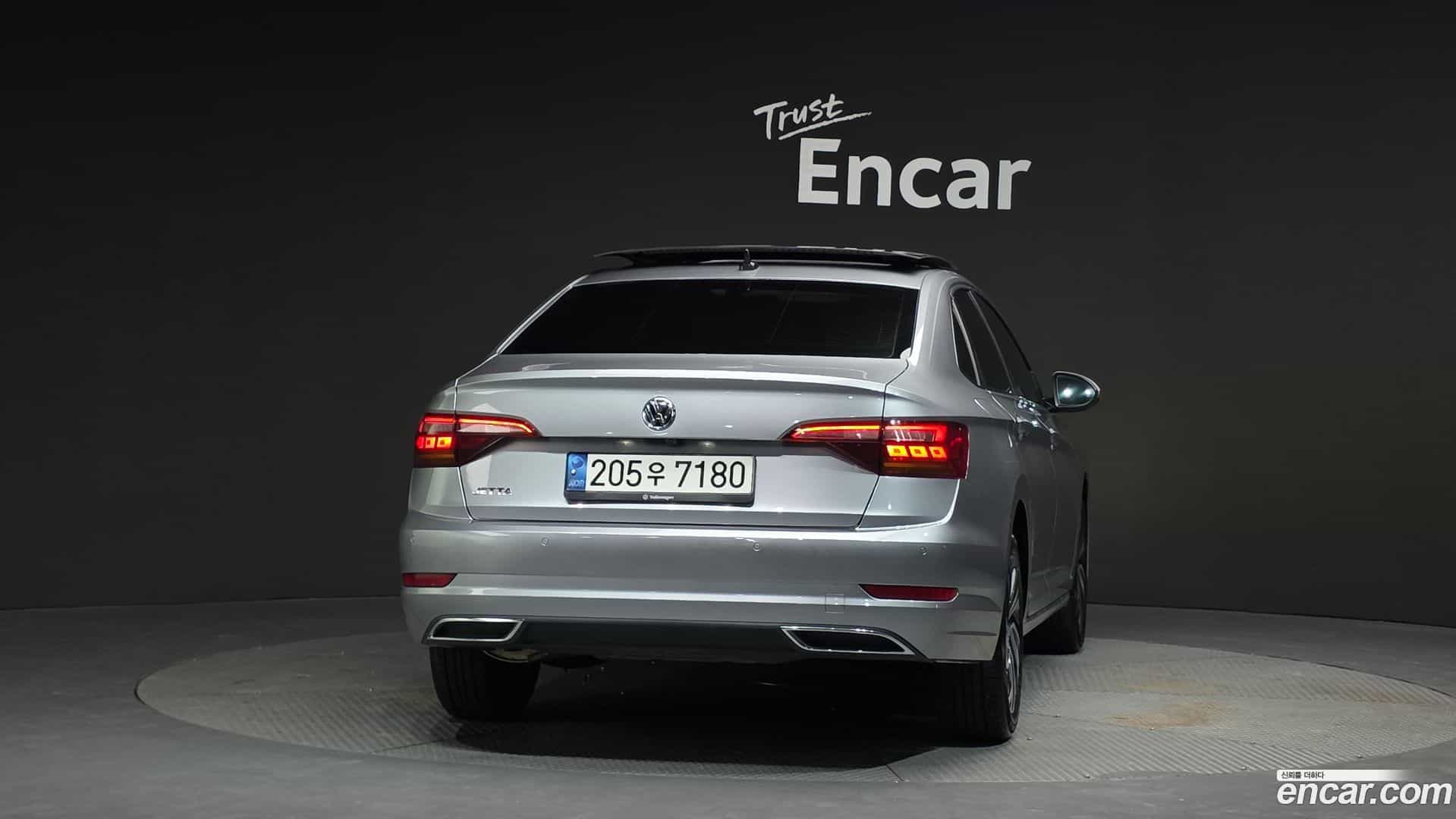 Jetta Volkswagen 2021.10-OUTER-004