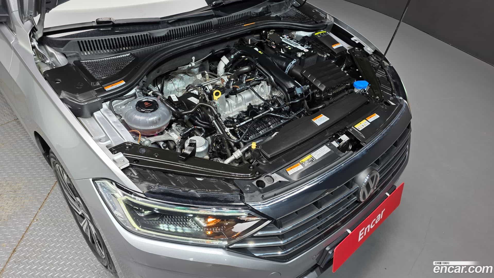 Jetta Volkswagen 2021.10-OUTER-006