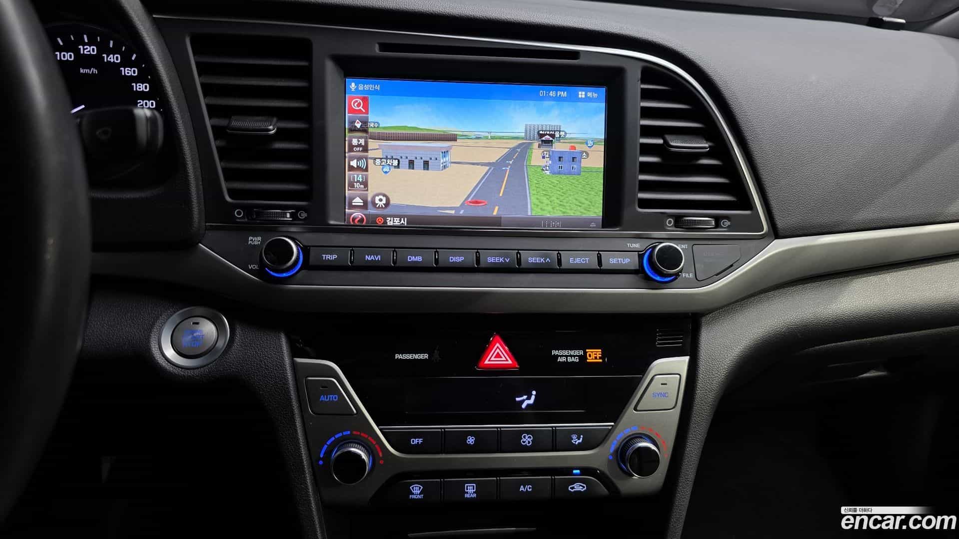 AVANTE Hyundai 2016.2-OPTION-018