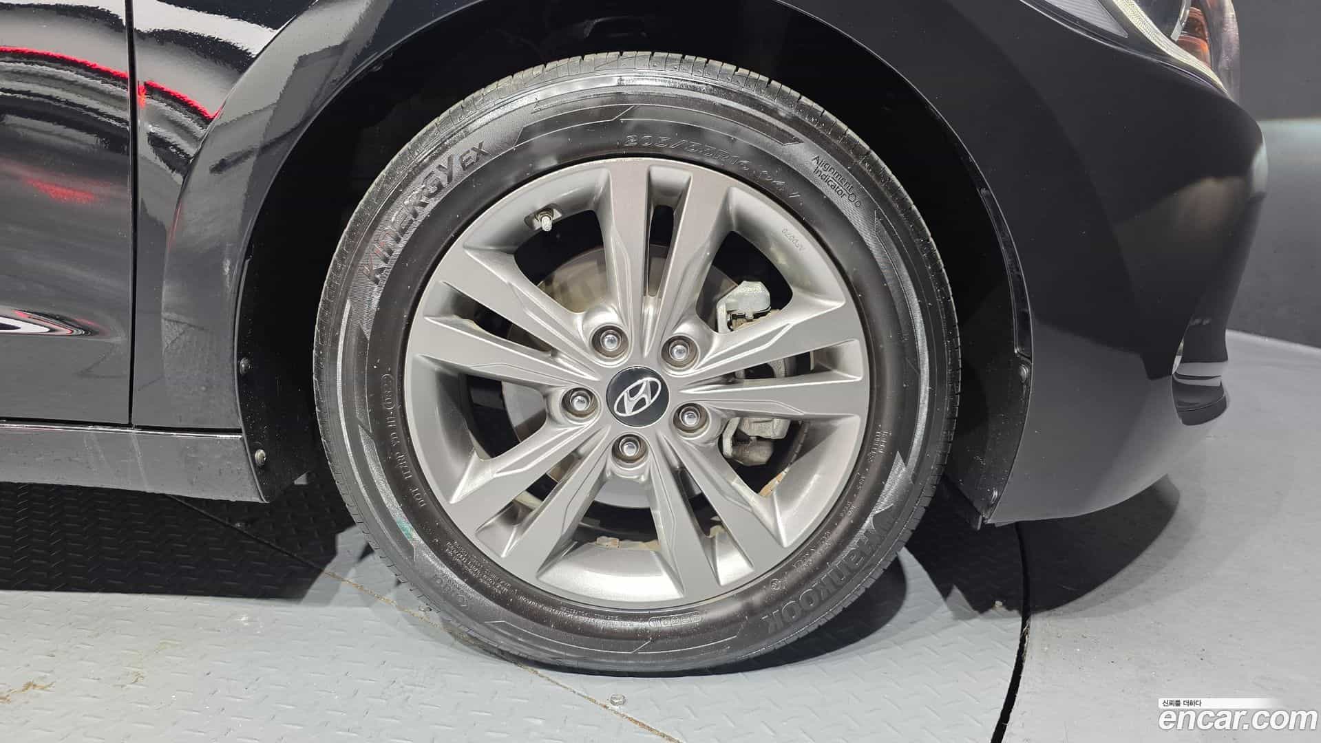 AVANTE Hyundai 2016.2-OUTER-031