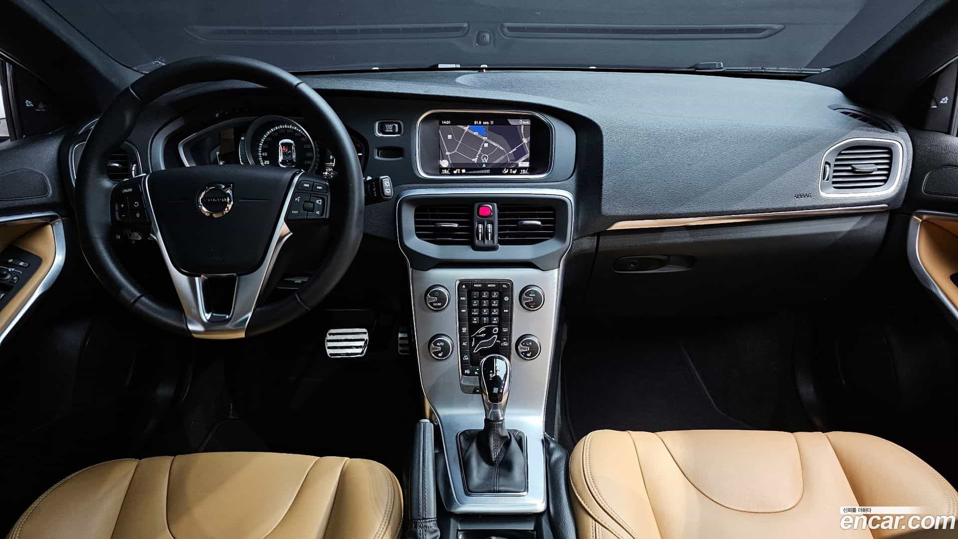V40 Volvo 2018.4-INNER-007