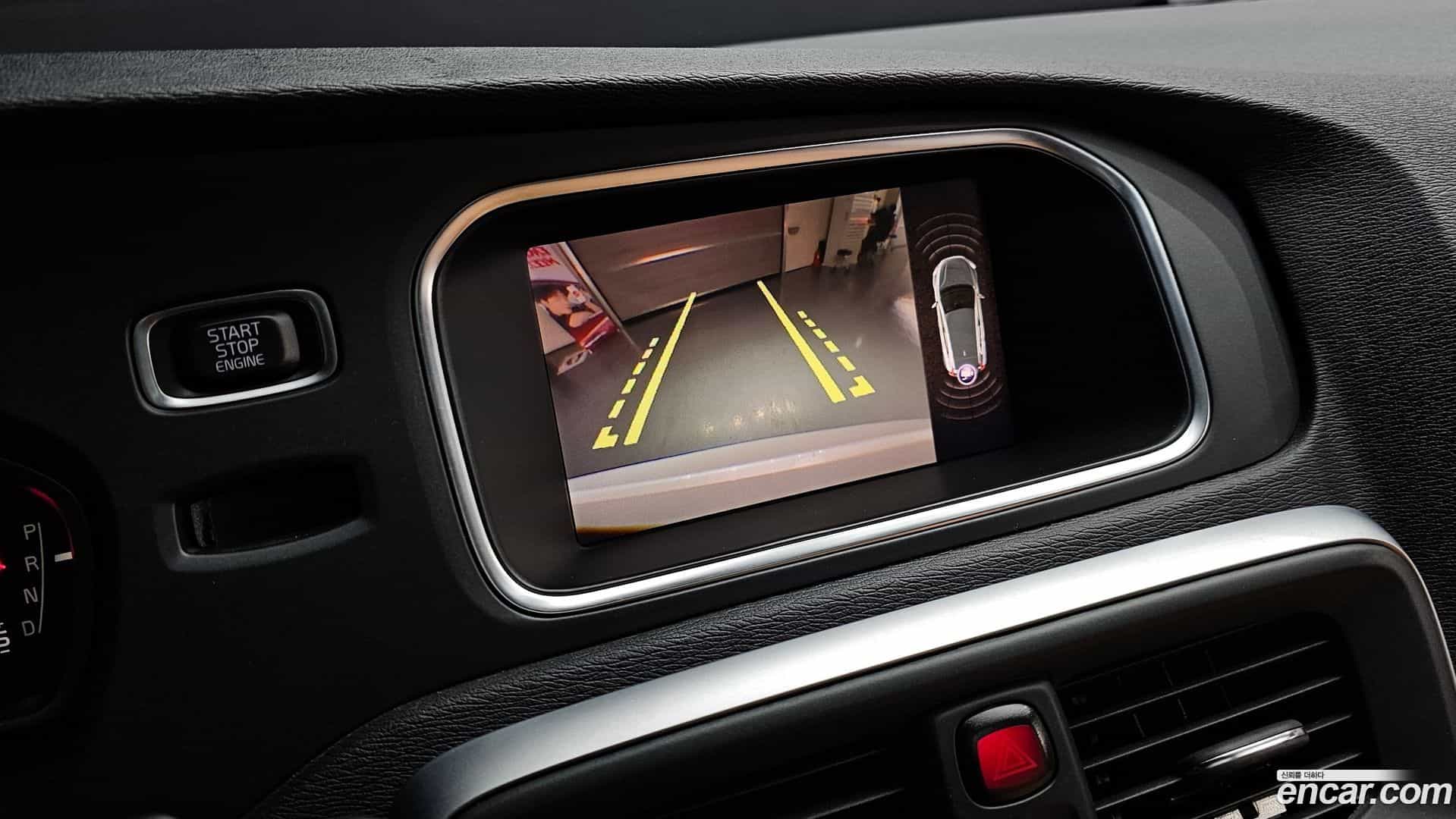 V40 Volvo 2018.4-OPTION-022