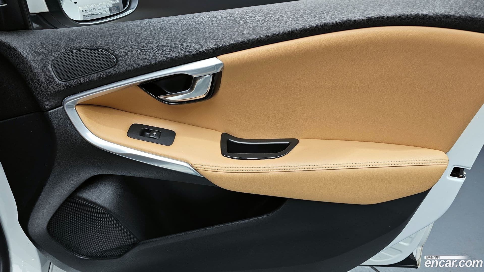 Main__Slider__Photo:V40 Volvo 2018.4-23