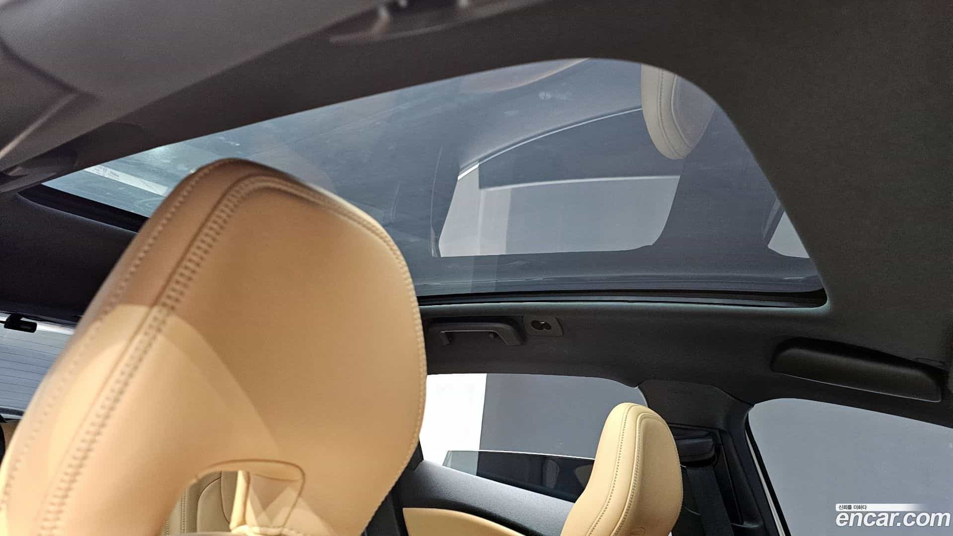 V40 Volvo 2018.4-OPTION-041