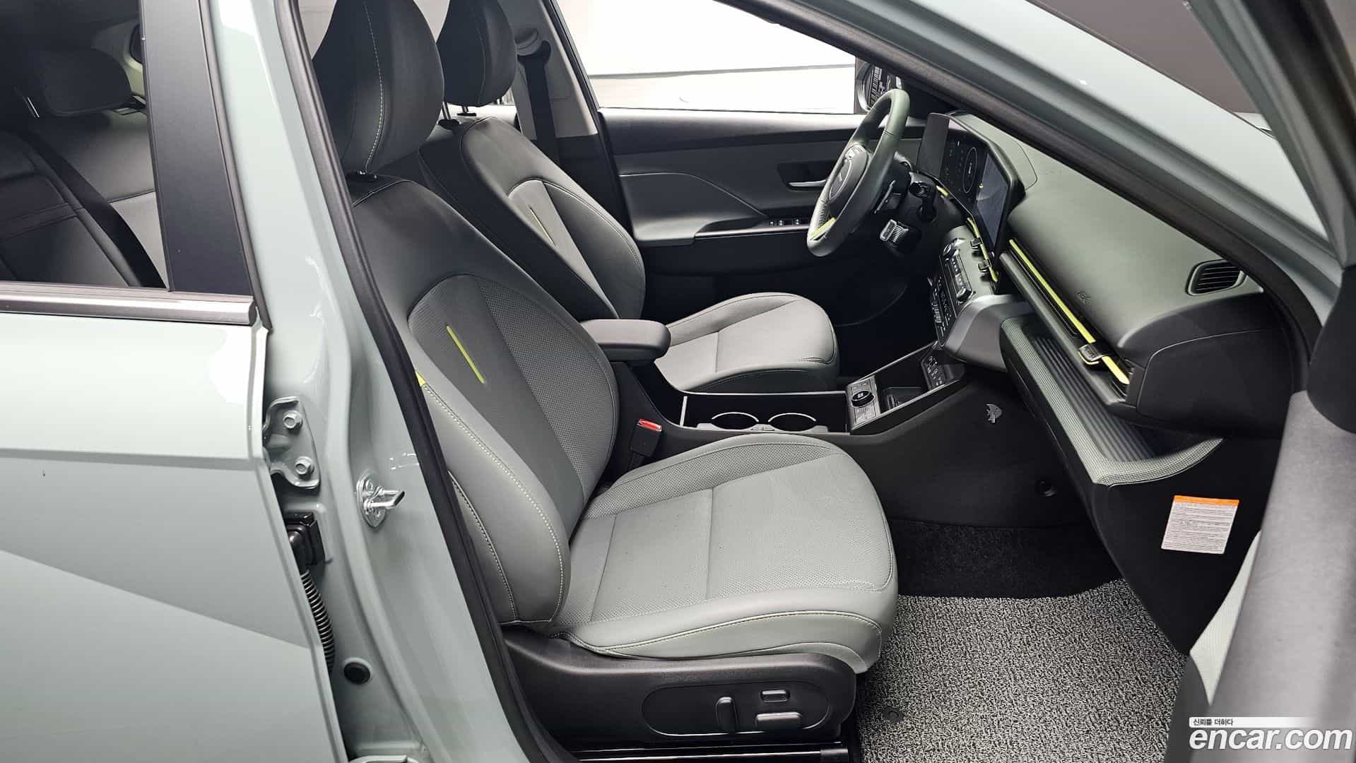 Kona Hyundai 2025.4-OPTION-015
