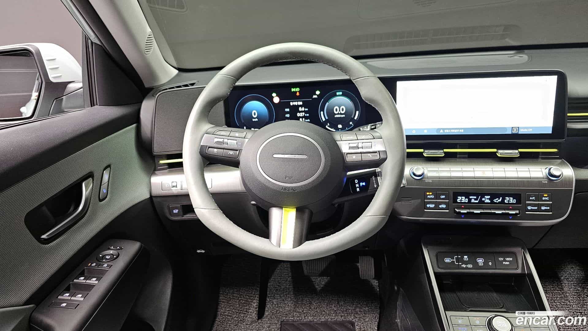 Kona Hyundai 2025.4-OPTION-017