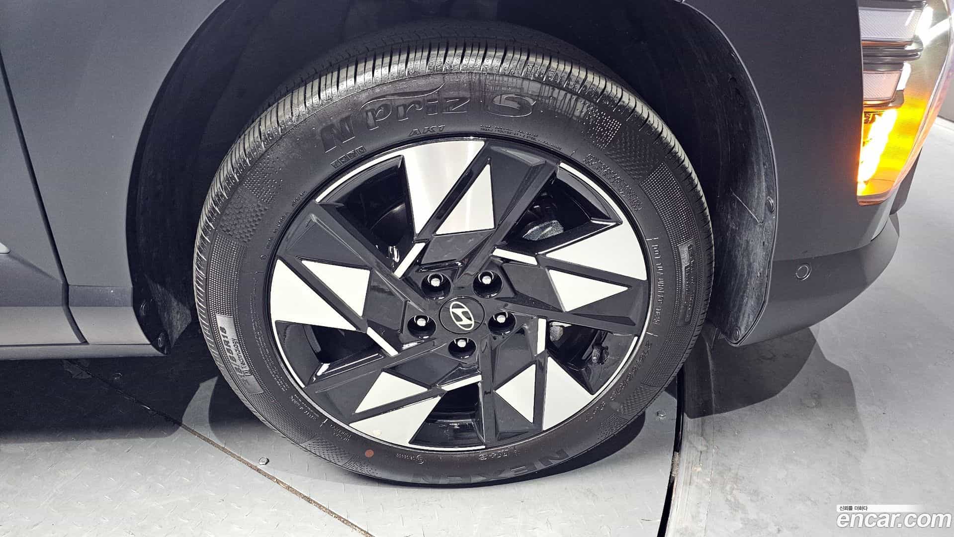 Kona Hyundai 2025.4-OUTER-031