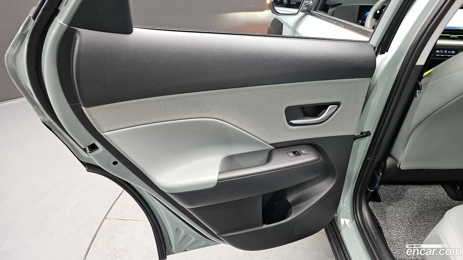 Kona Hyundai 2025.4-INNER-035