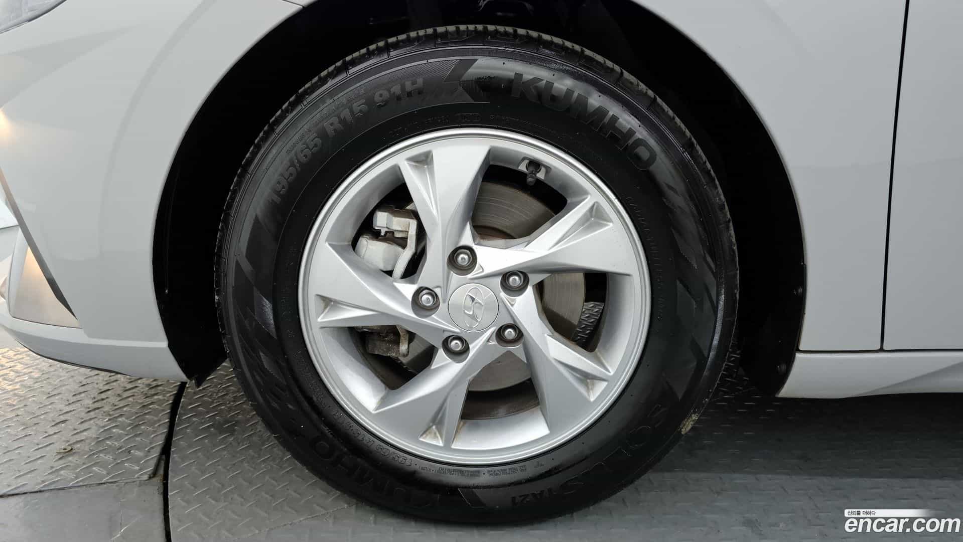 AVANTE Hyundai 2022.0-OUTER-005