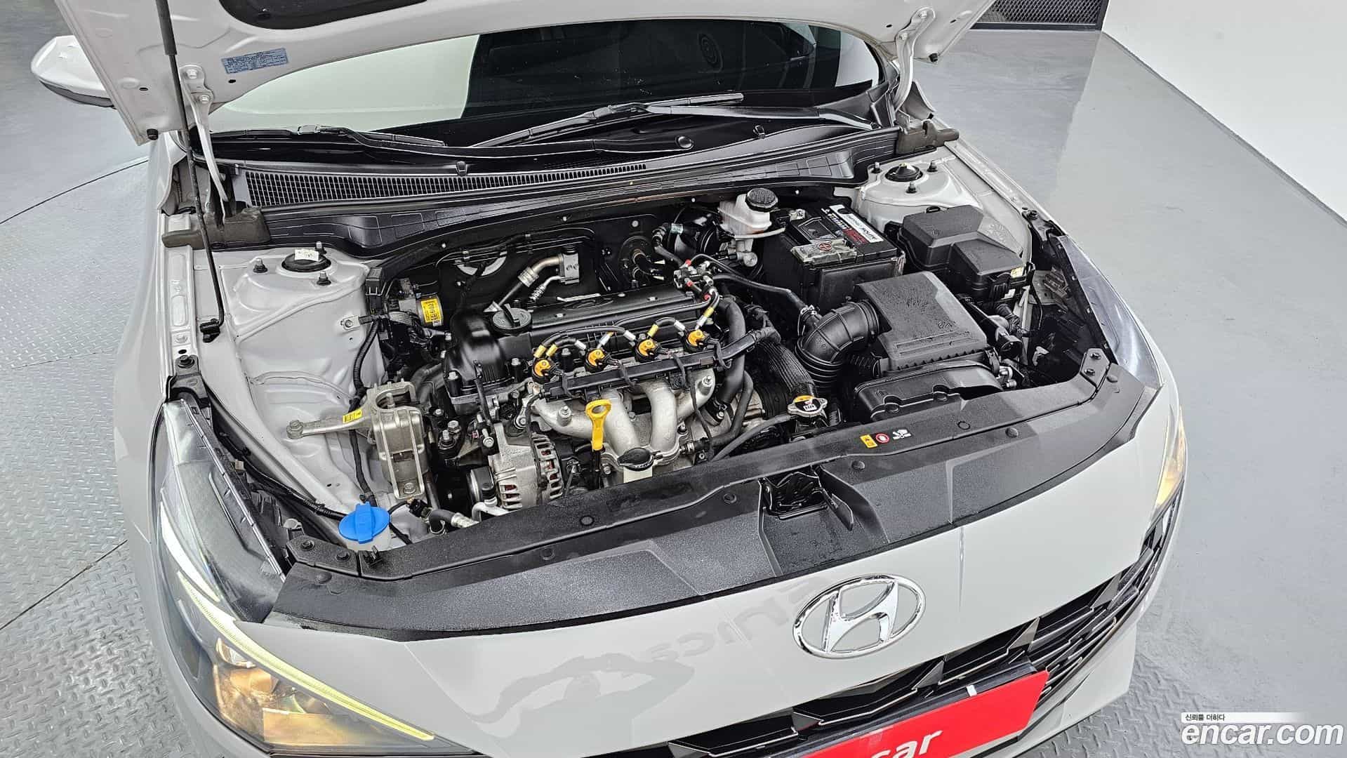 AVANTE Hyundai 2022.0-OUTER-006