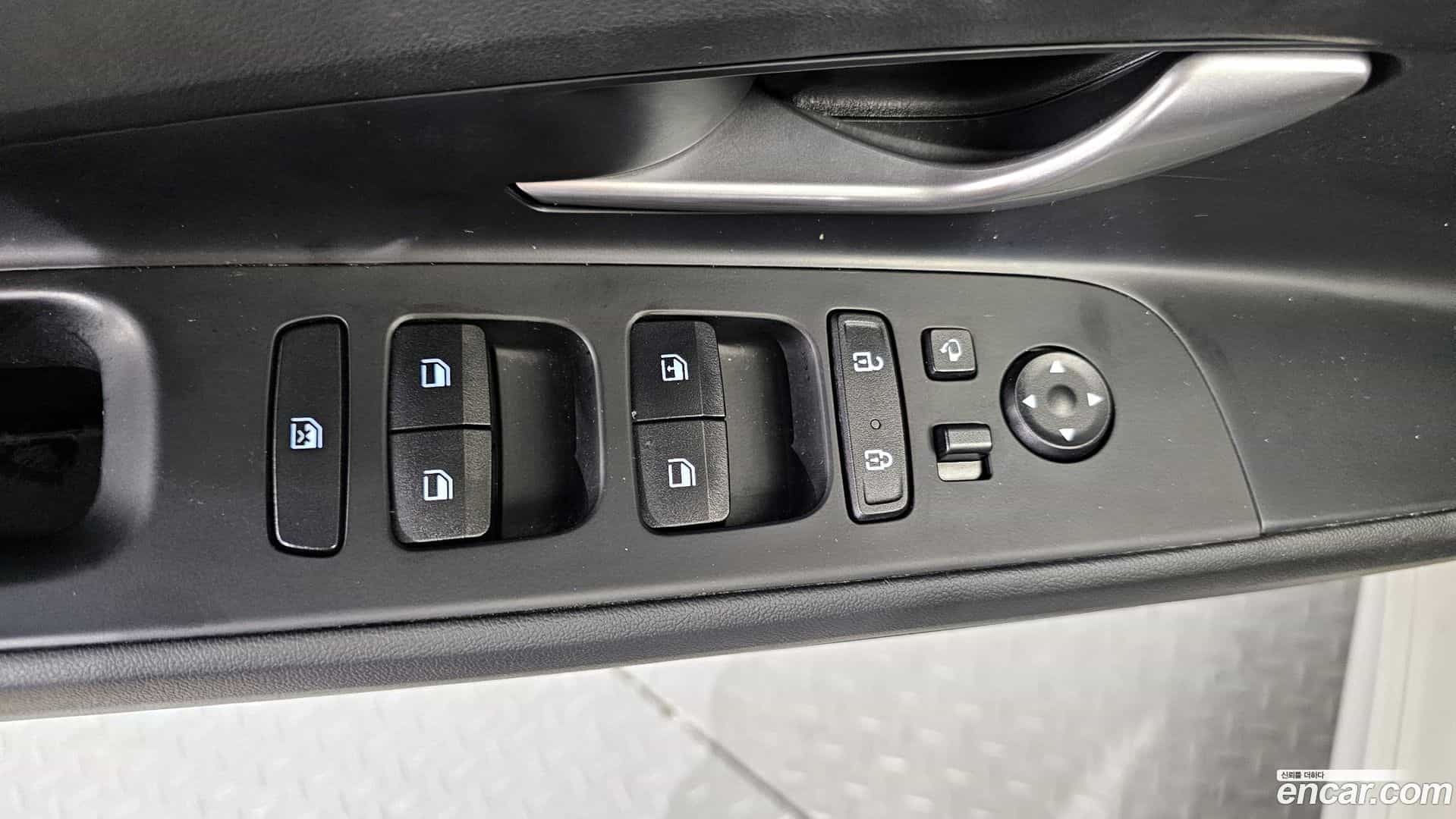 AVANTE Hyundai 2022.0-OPTION-018