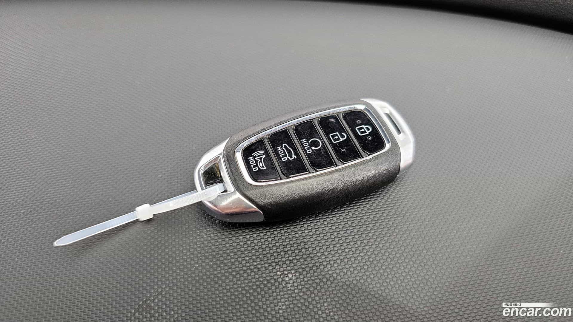 AVANTE Hyundai 2022.0-OPTION-023
