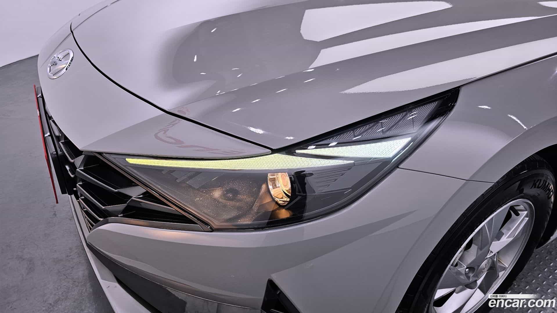 AVANTE Hyundai 2022.0-OUTER-032