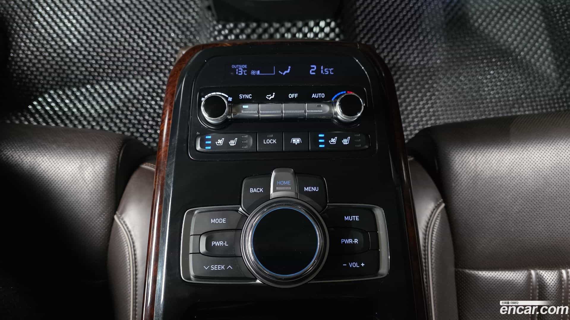 EQ900 Genesis 2016.4-OPTION-023